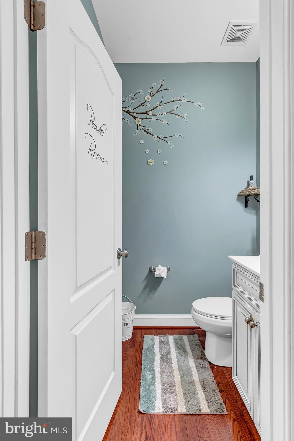 LAKE SHORE - Residential