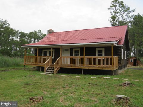 Photo of 2815 Calvary Road, CRISFIELD, MD 21817 (MLS # MDSO2007656)