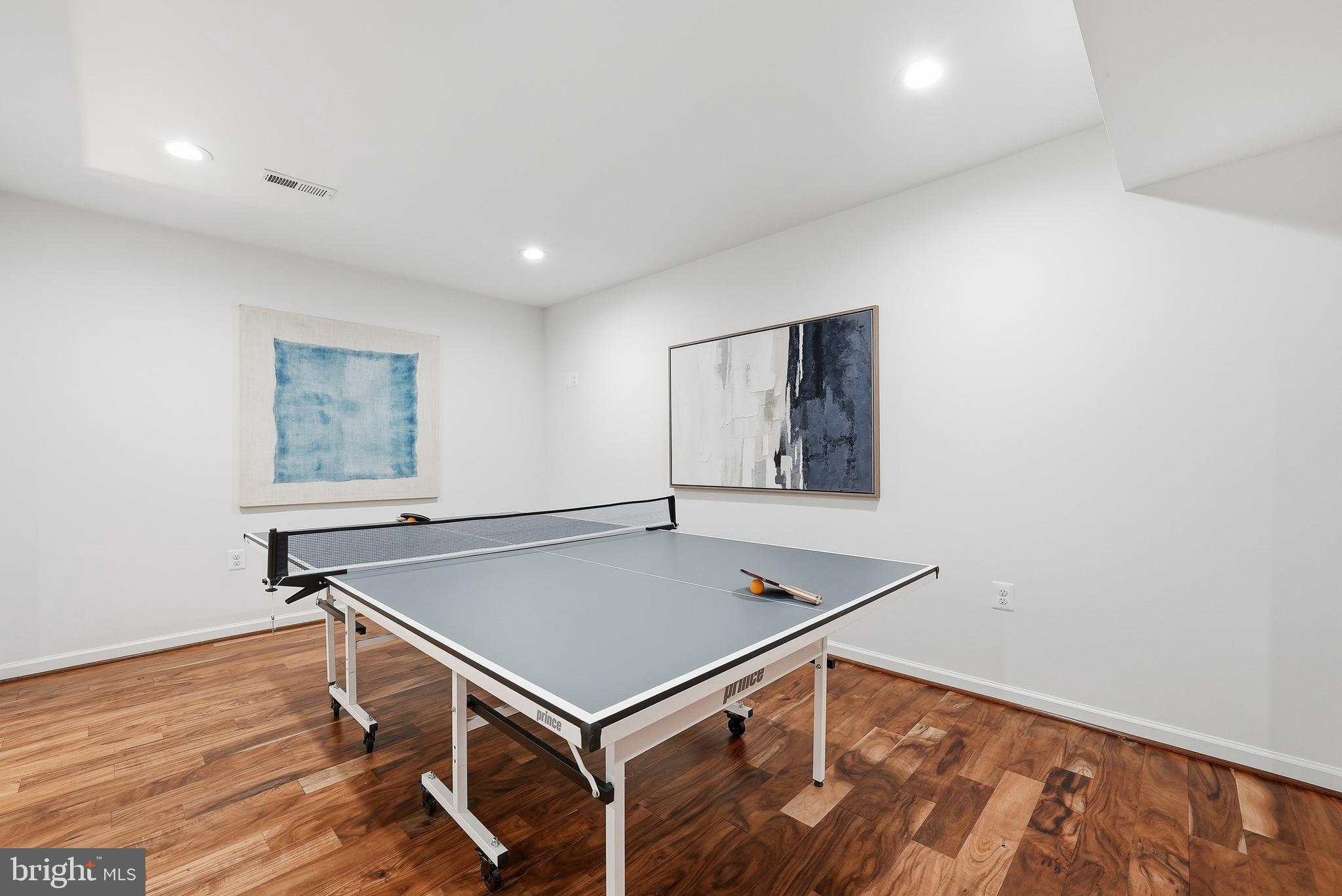 SCOTTS RUN - Residential