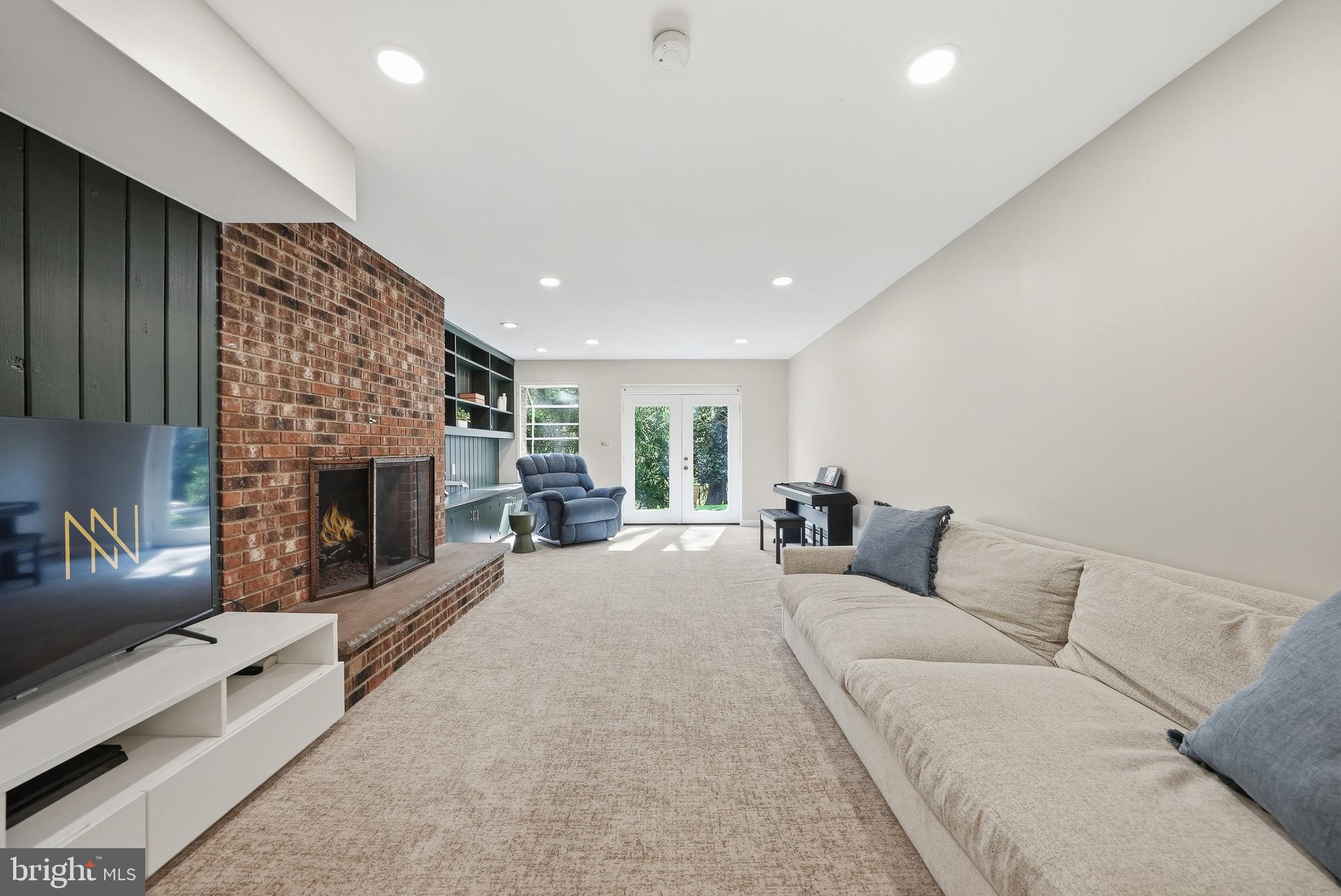 SCOTTS RUN - Residential