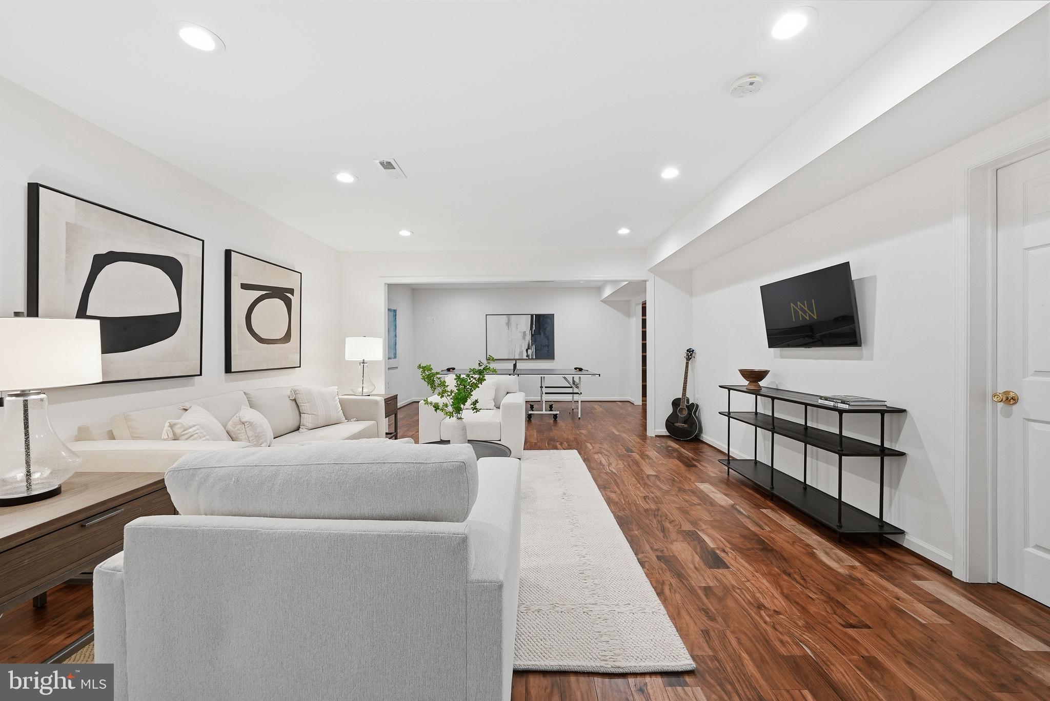 SCOTTS RUN - Residential