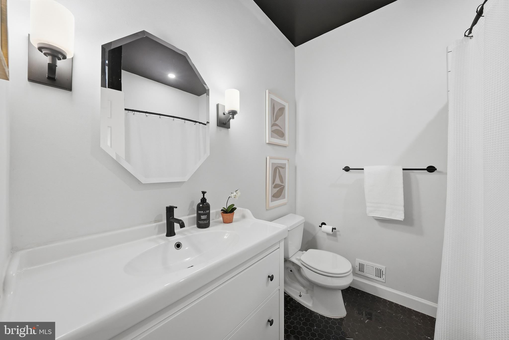 SCOTTS RUN - Residential