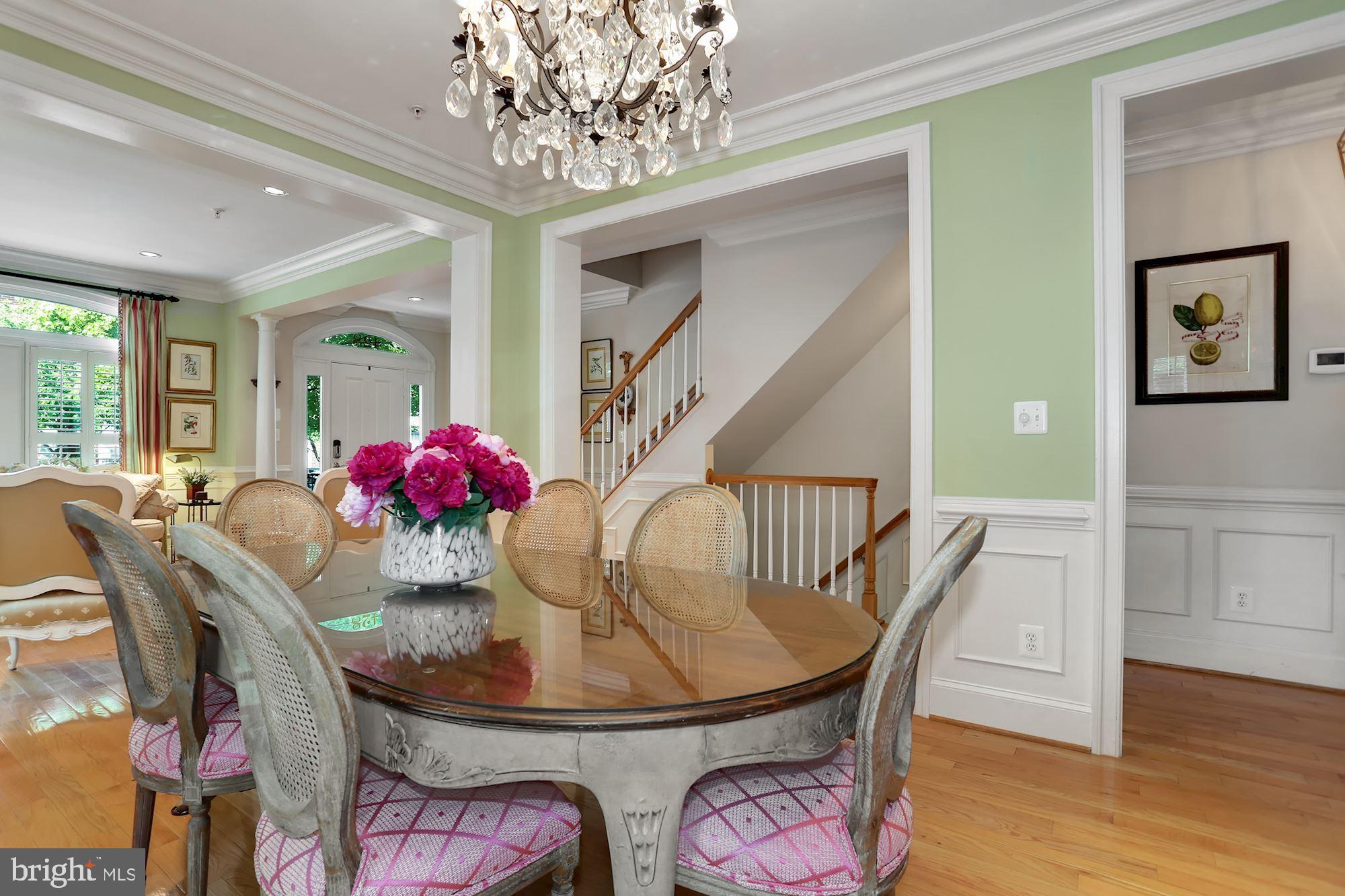 CHATHAM SQUARE - Residential