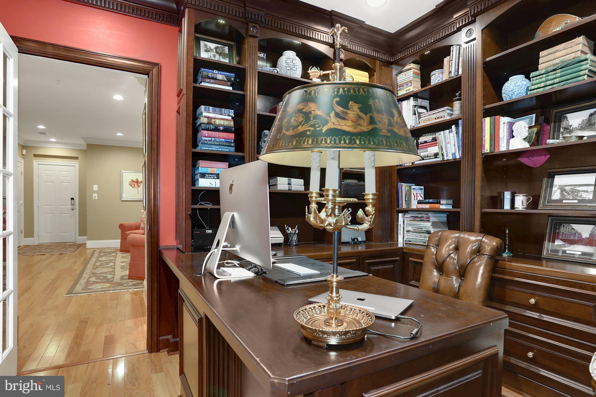 CHATHAM SQUARE - Residential