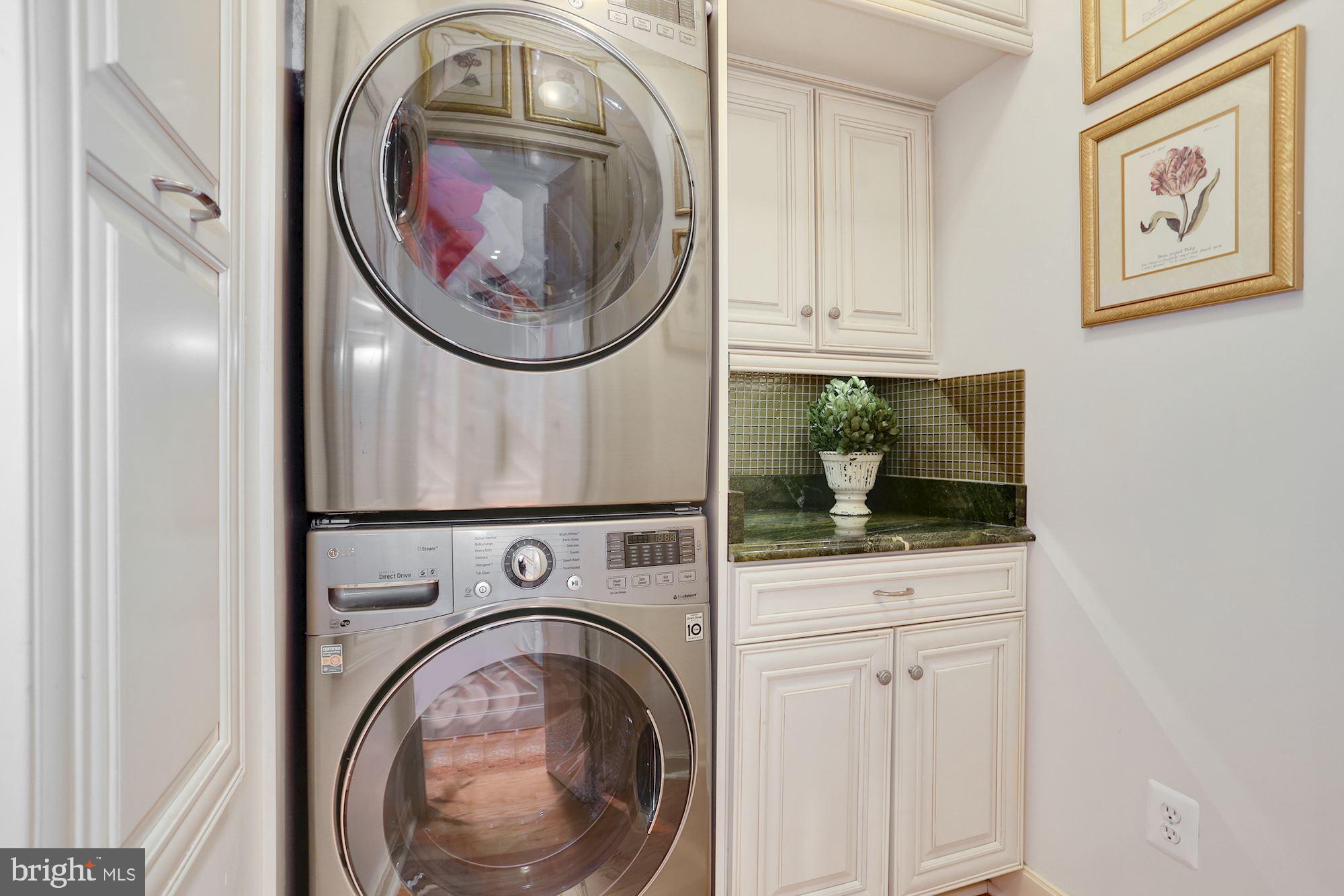 CHATHAM SQUARE - Residential