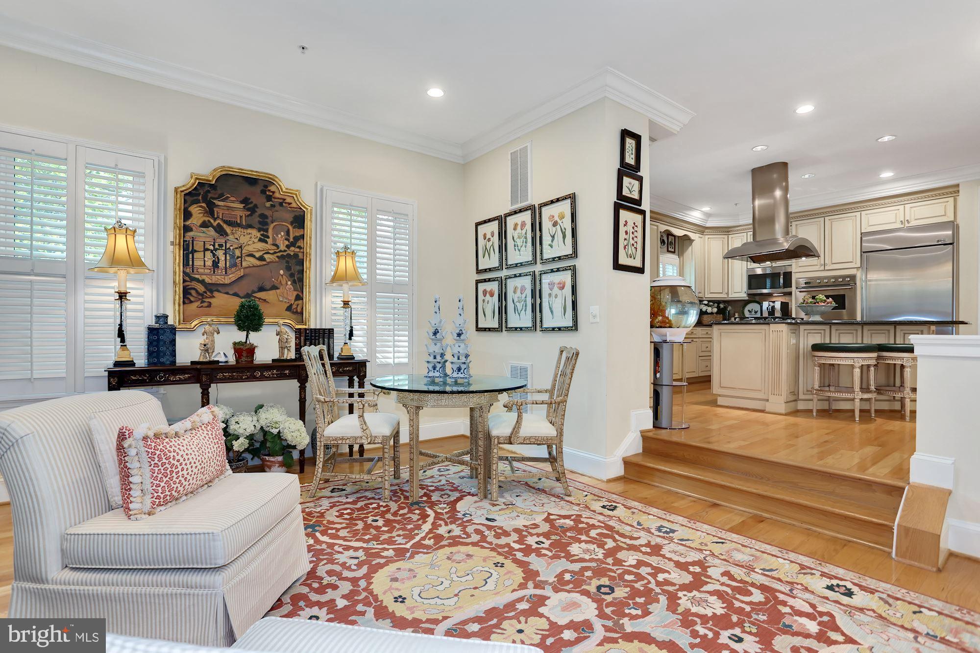 CHATHAM SQUARE - Residential