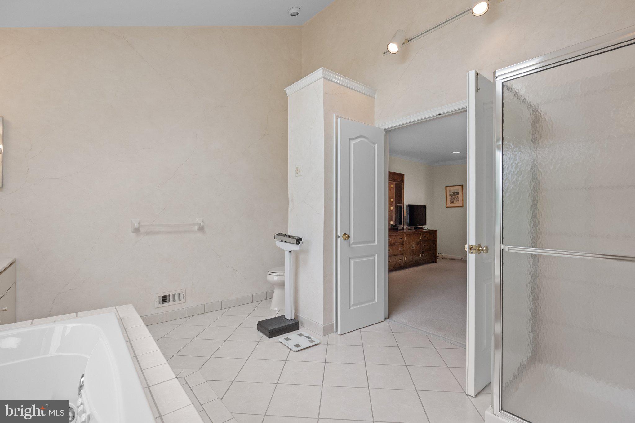 YARDLEY ESTS - Residential