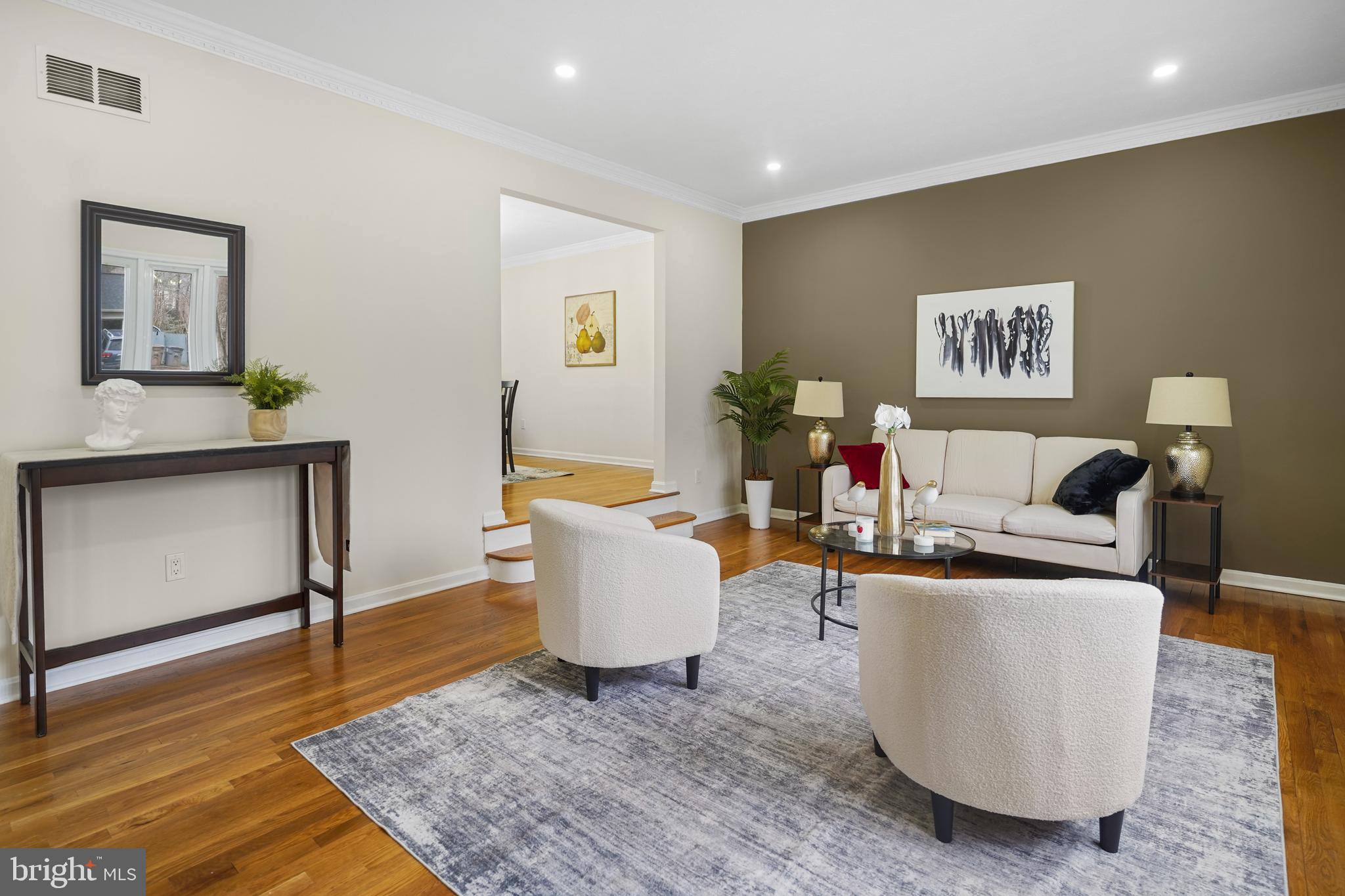 1705 CRESTVIEW DRIVE