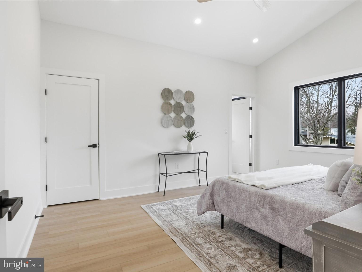 DUNN LORING WOODS - Residential