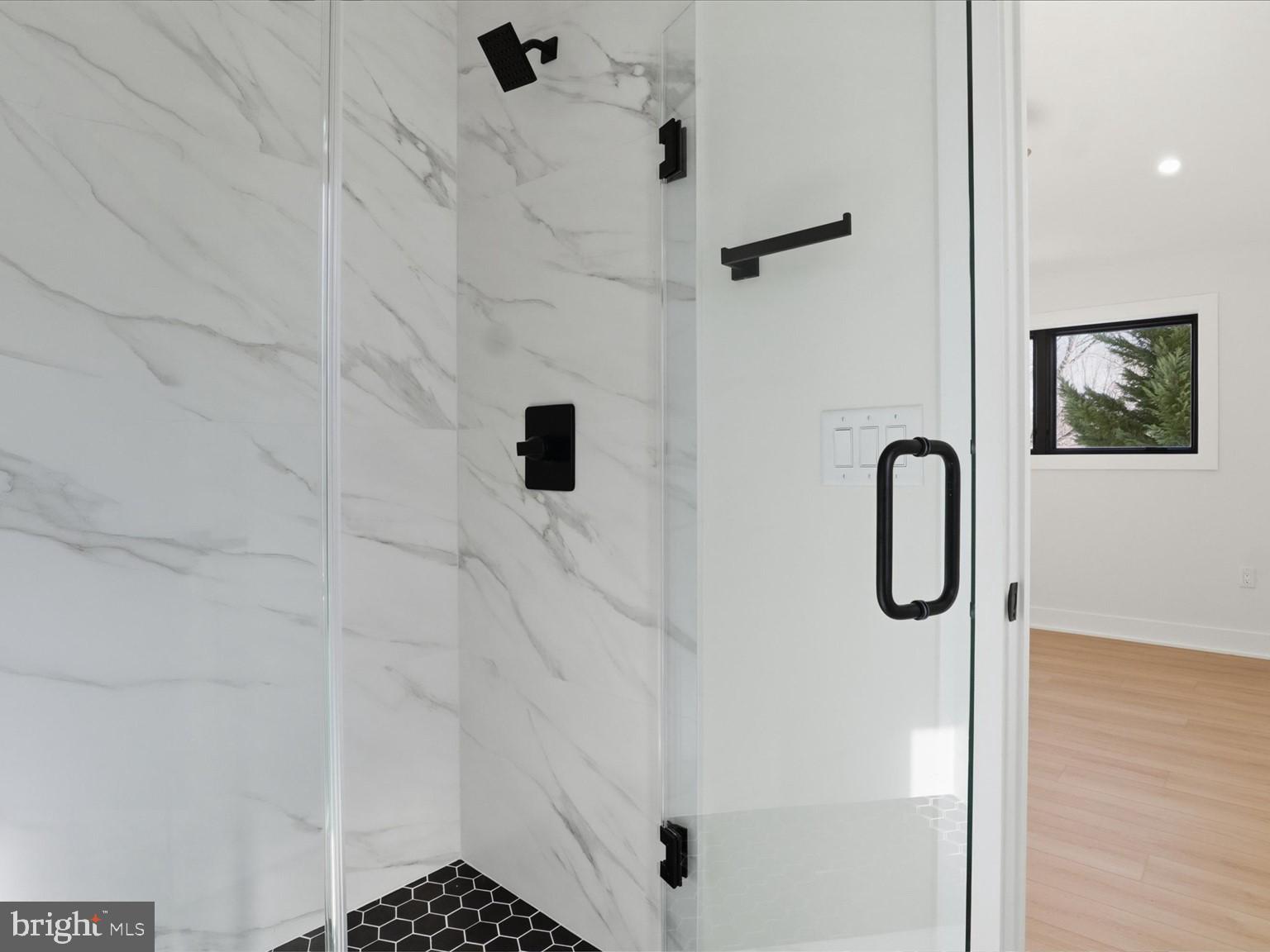 DUNN LORING WOODS - Residential