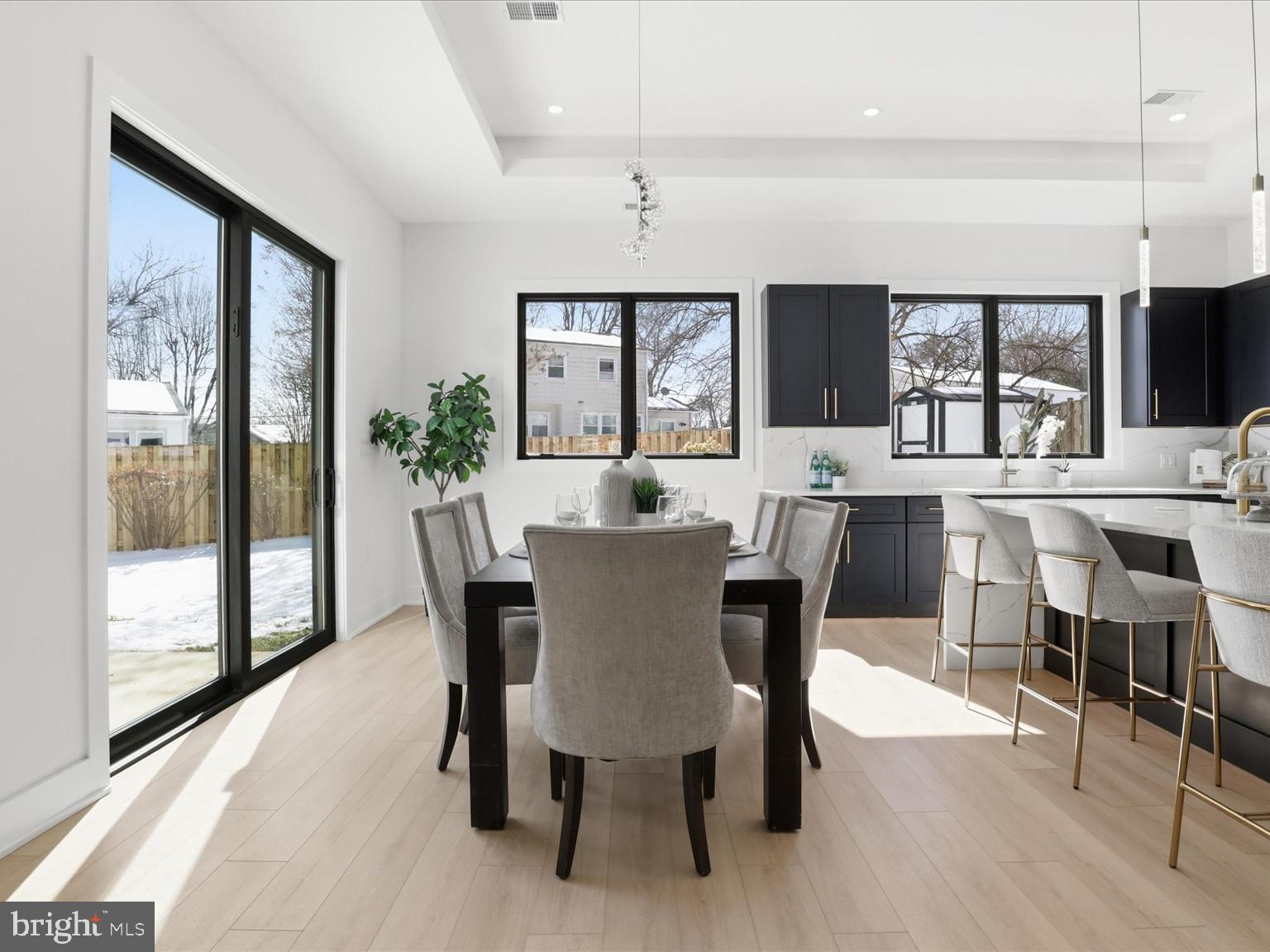 DUNN LORING WOODS - Residential