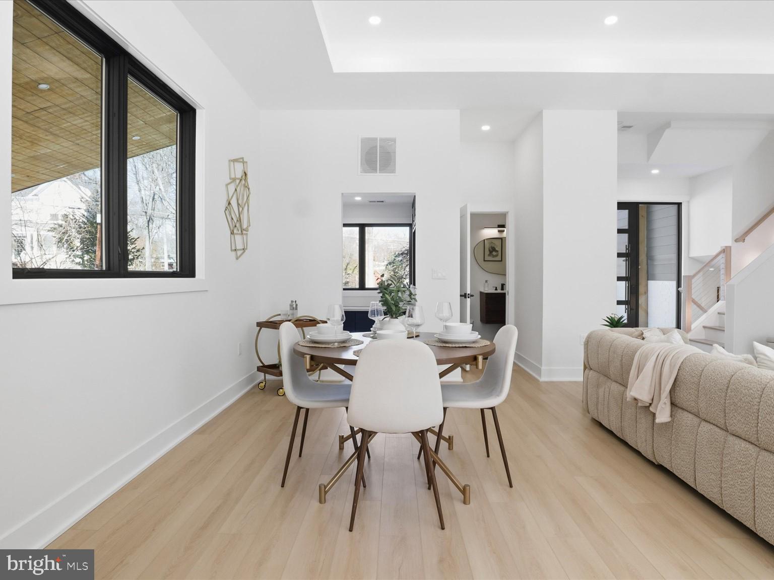 DUNN LORING WOODS - Residential