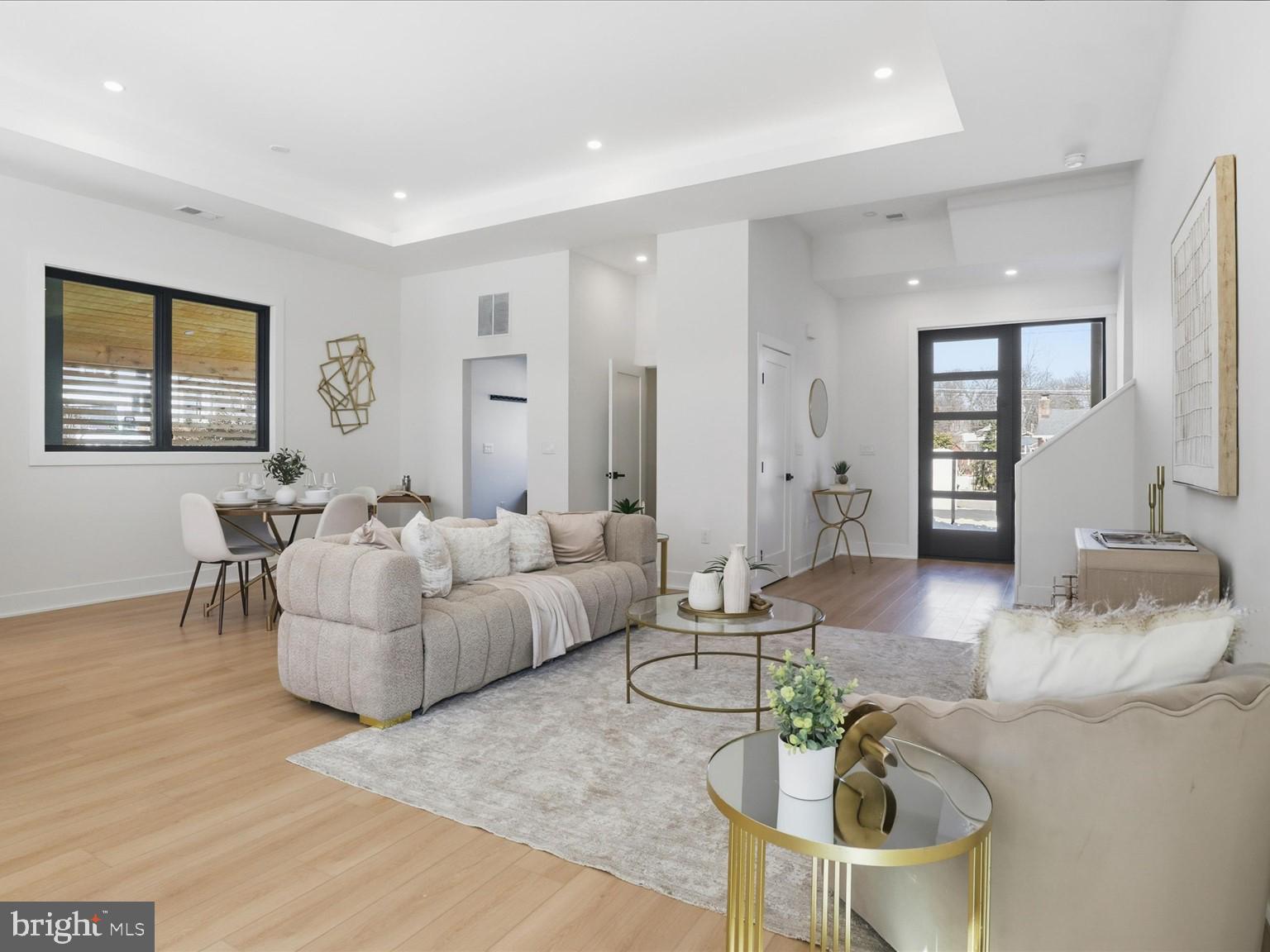 DUNN LORING WOODS - Residential