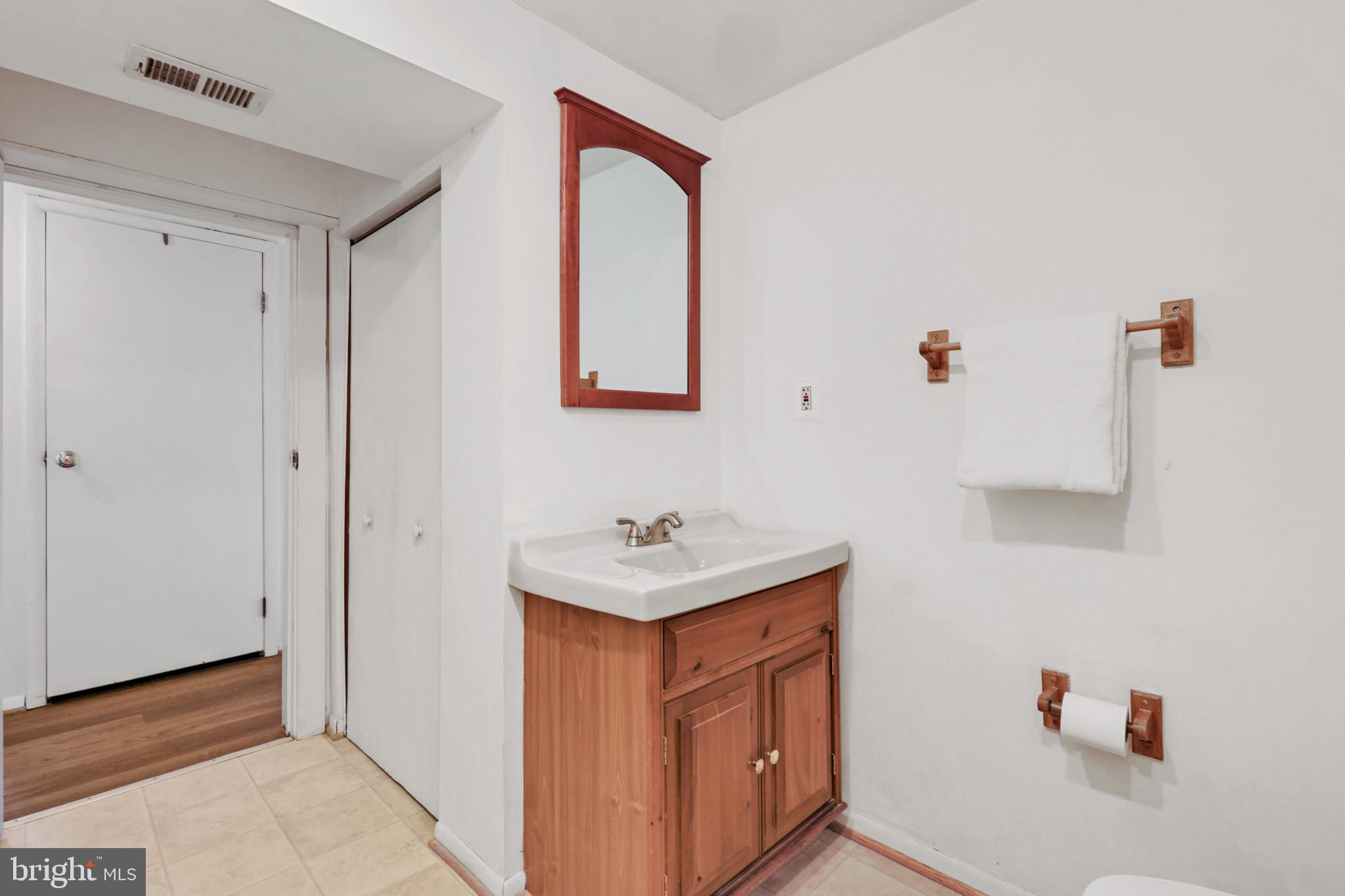 LONGFELLOW - Residential