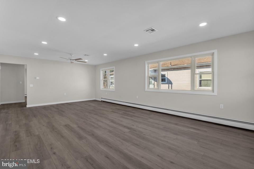 127 FREEPORT BOULEVARD