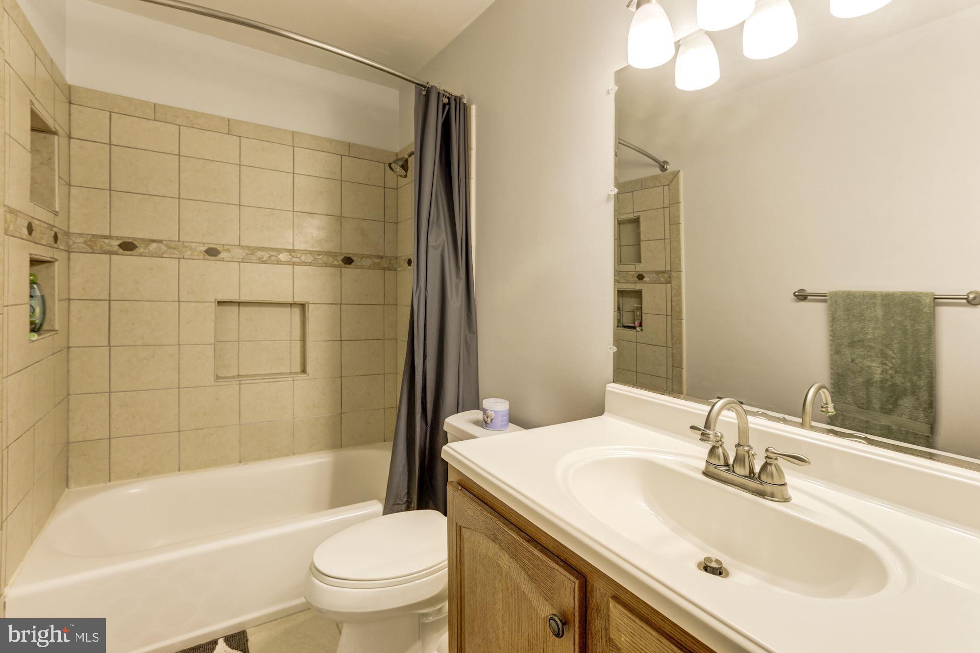 GREAT OAK - Residential