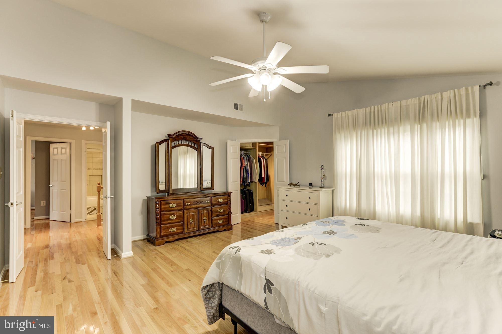 GREAT OAK - Residential