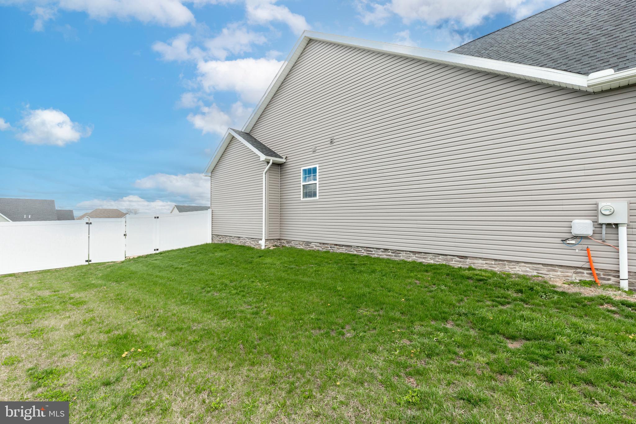 THORNBURY HUNT - Residential