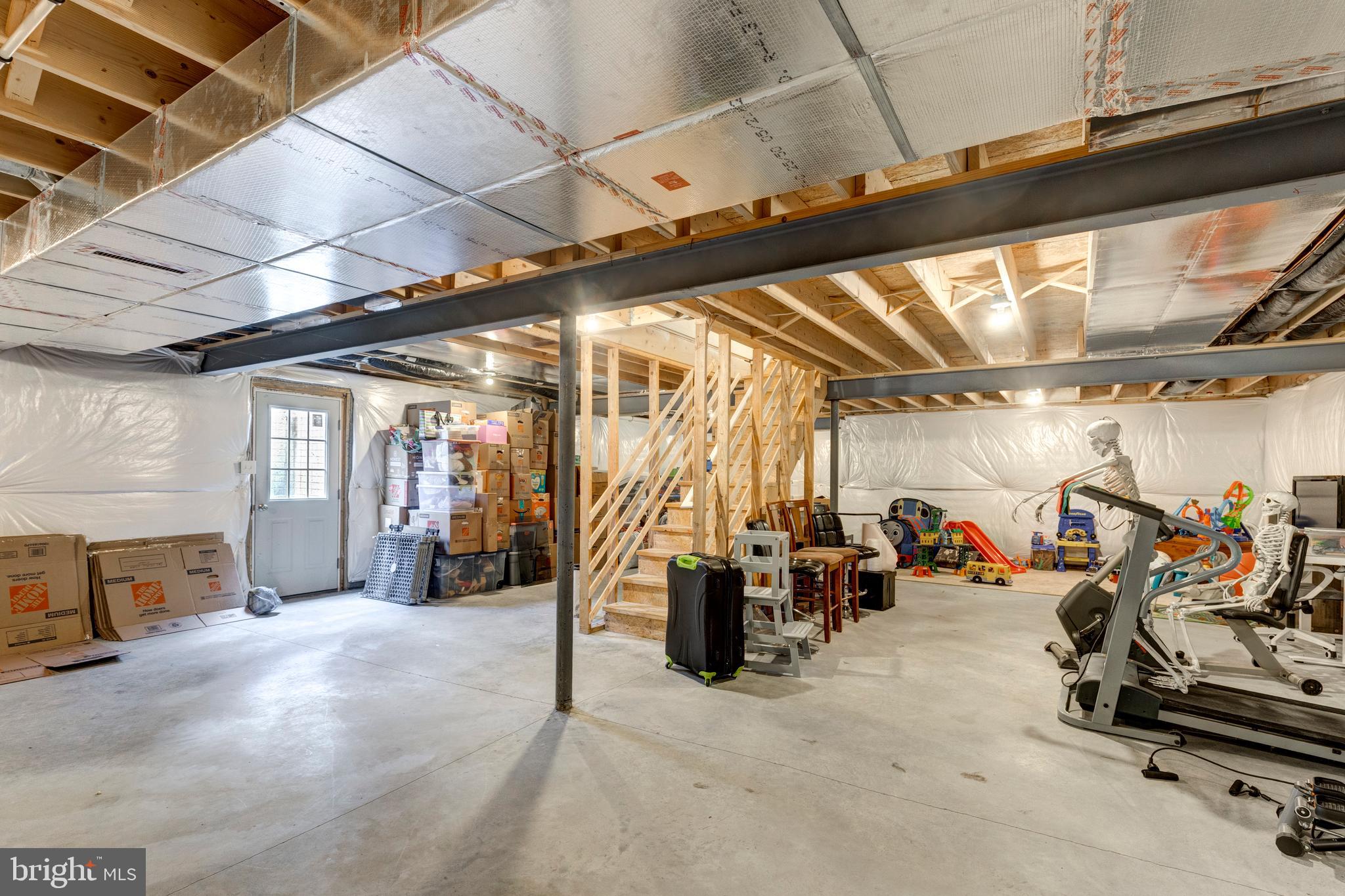 THORNBURY HUNT - Residential