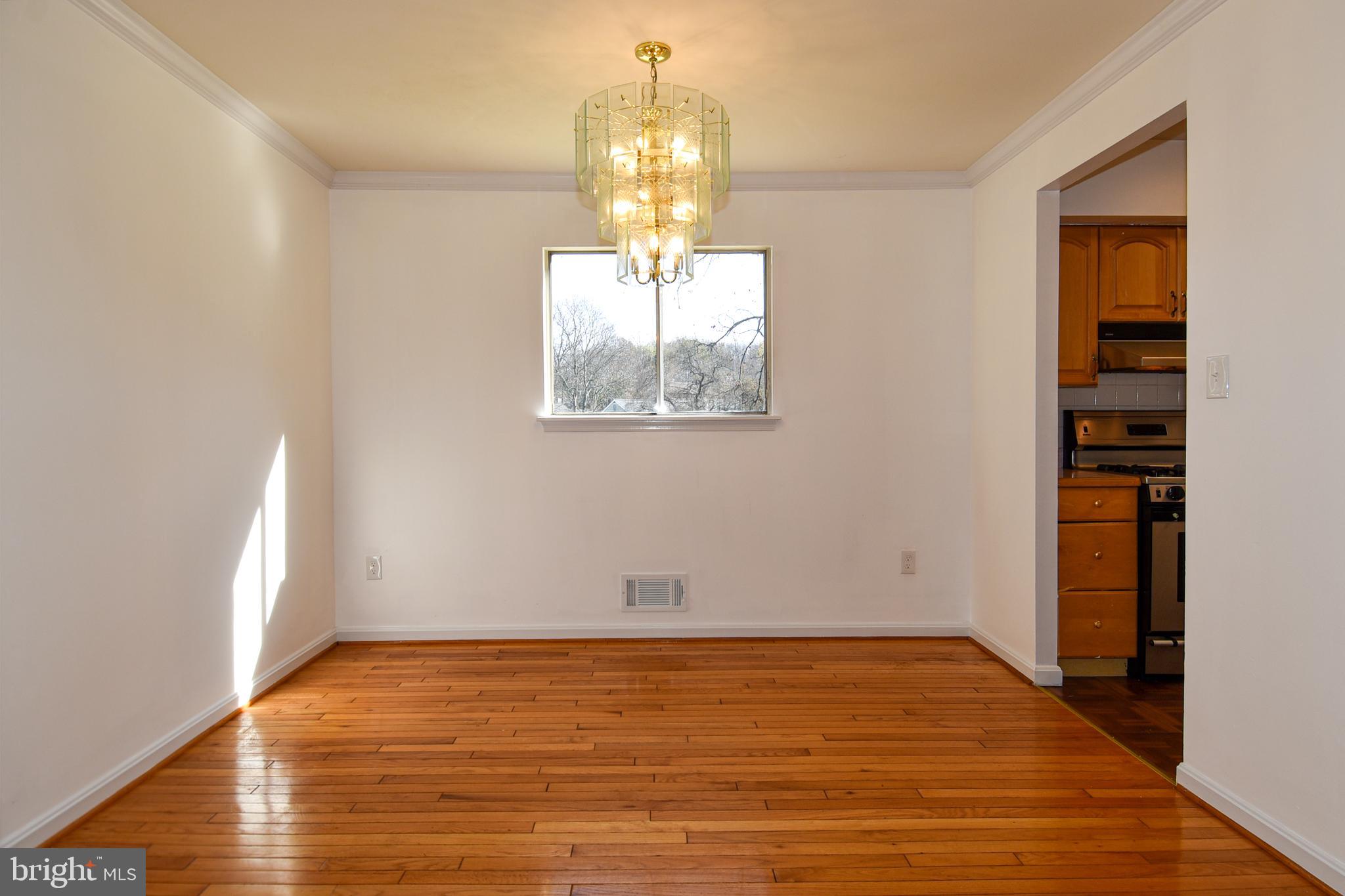 LAYHILL VILLAGE EAST - Residential