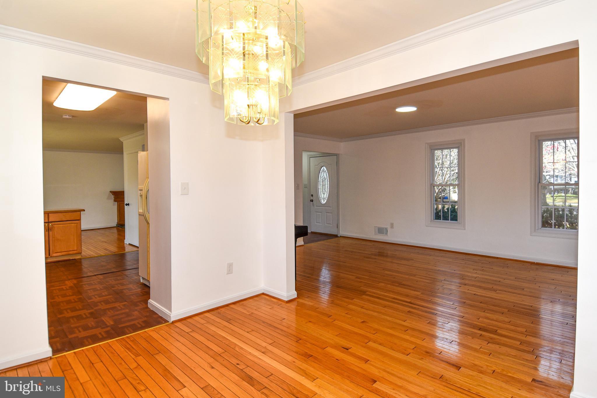 LAYHILL VILLAGE EAST - Residential