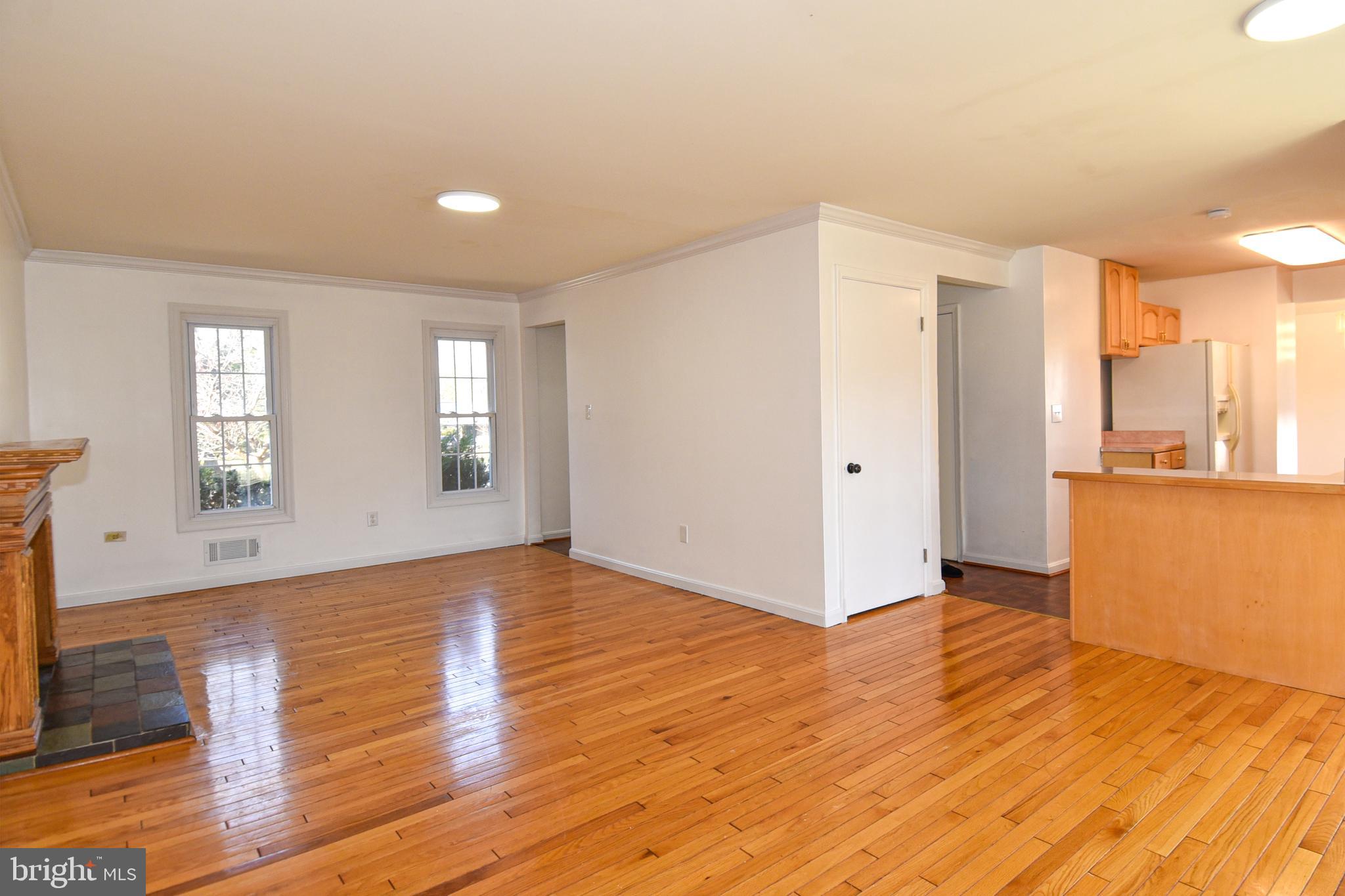 LAYHILL VILLAGE EAST - Residential