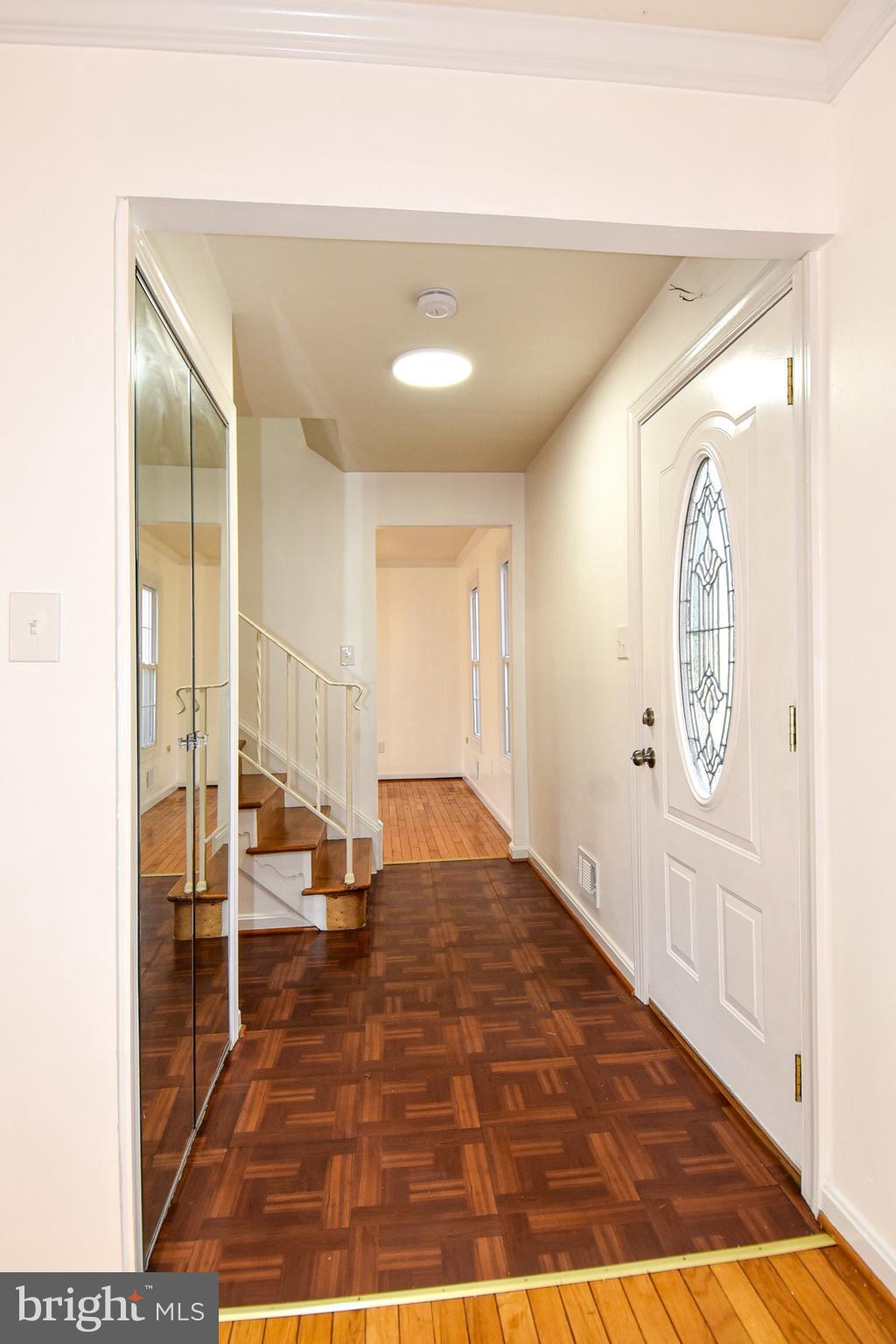 LAYHILL VILLAGE EAST - Residential