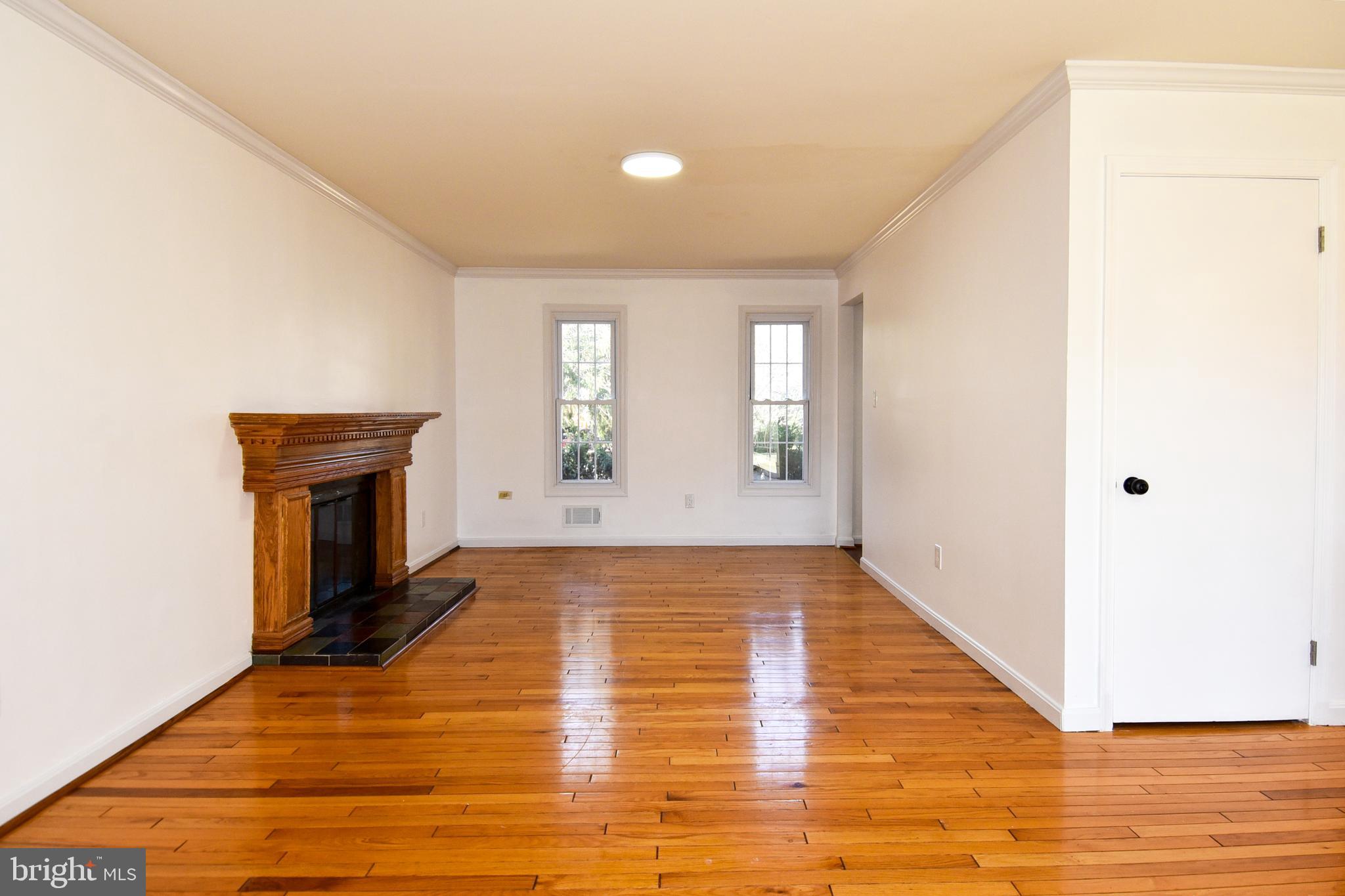 LAYHILL VILLAGE EAST - Residential