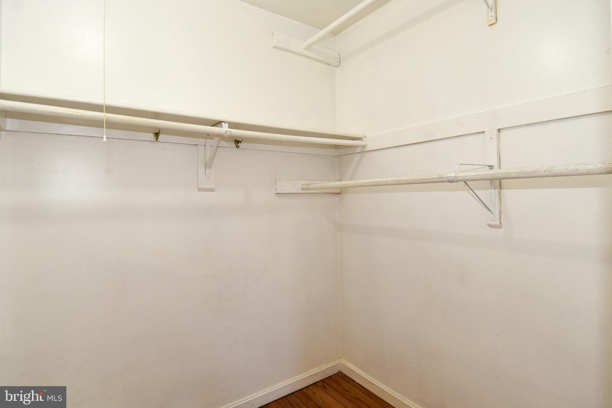 LAYHILL VILLAGE EAST - Residential