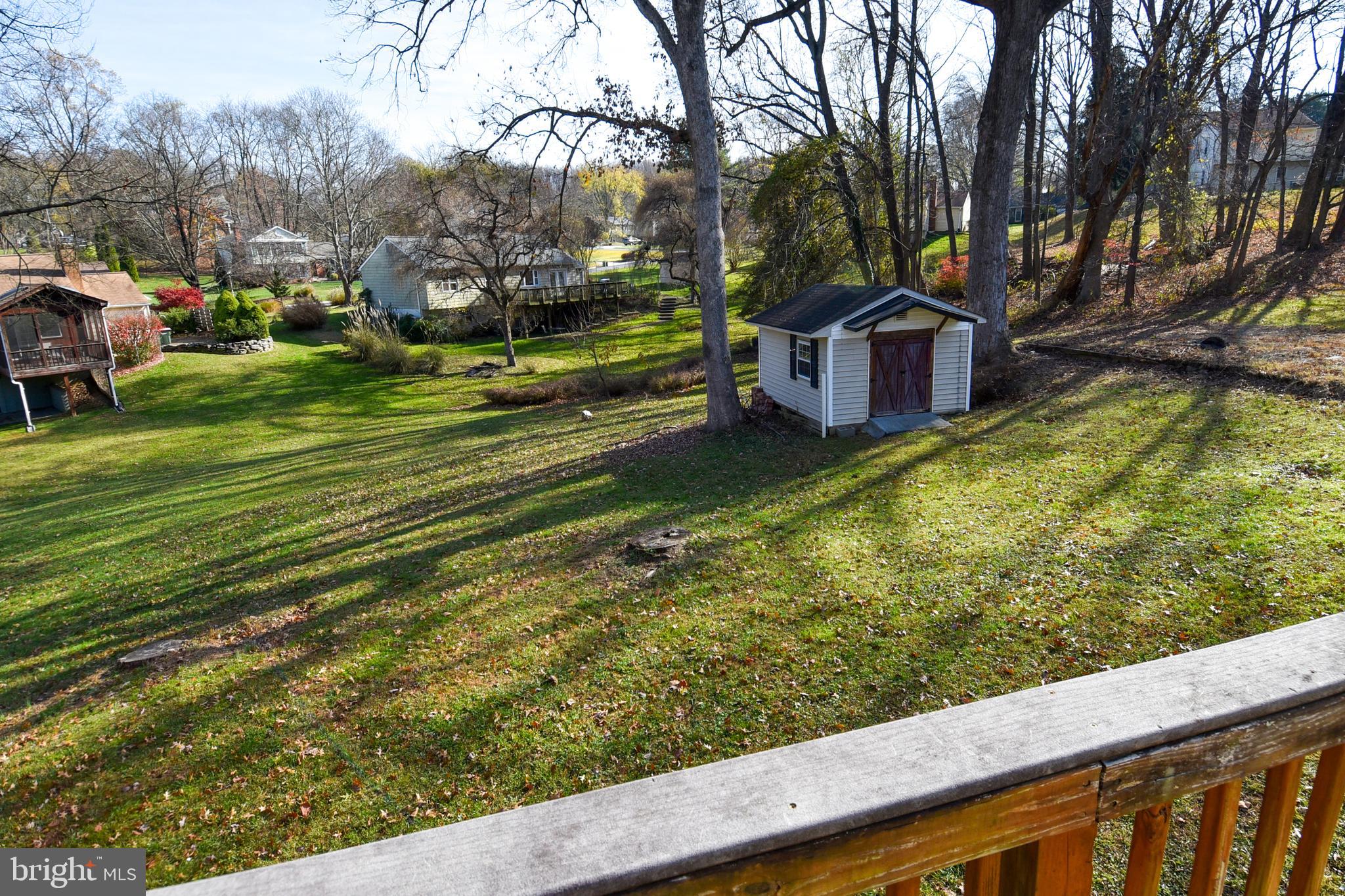 LAYHILL VILLAGE EAST - Residential