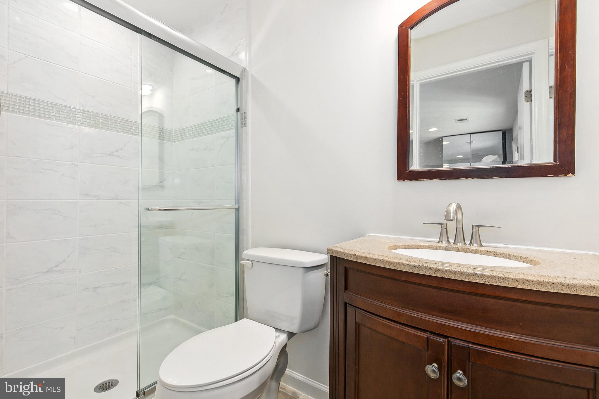 HOWARD SQUARE - Residential