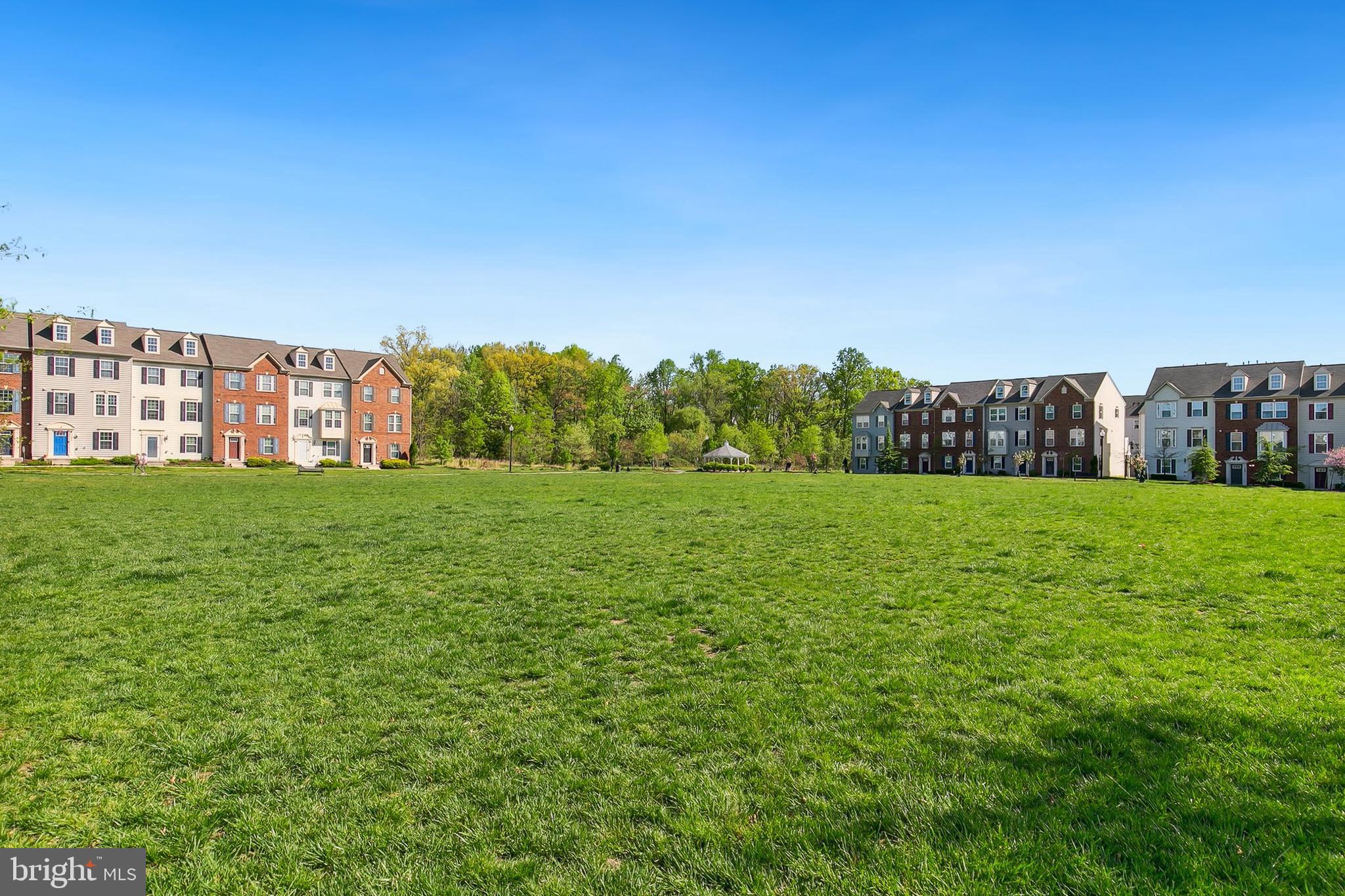 HOWARD SQUARE - Residential