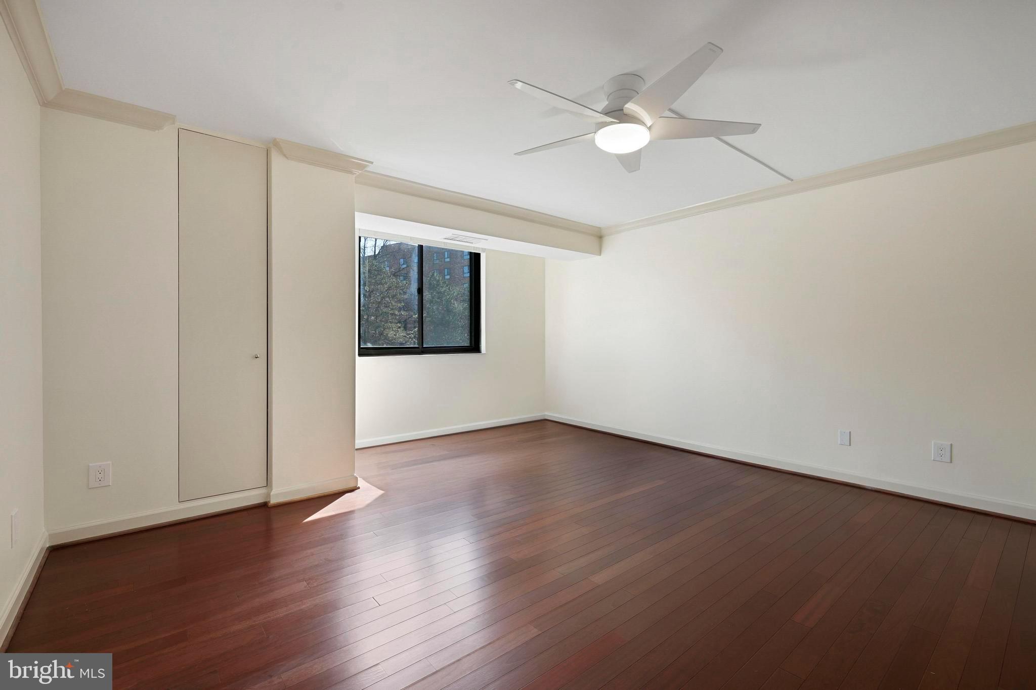 WESTLAKE PARK - Residential