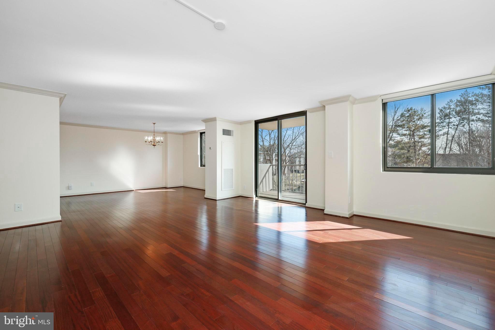 WESTLAKE PARK - Residential