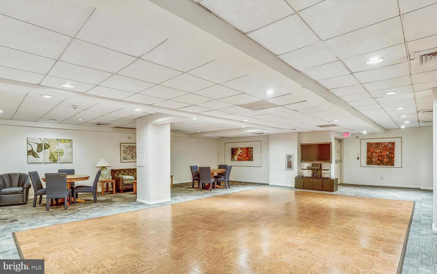 WESTLAKE PARK - Residential