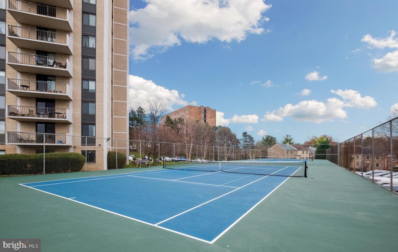 WESTLAKE PARK - Residential