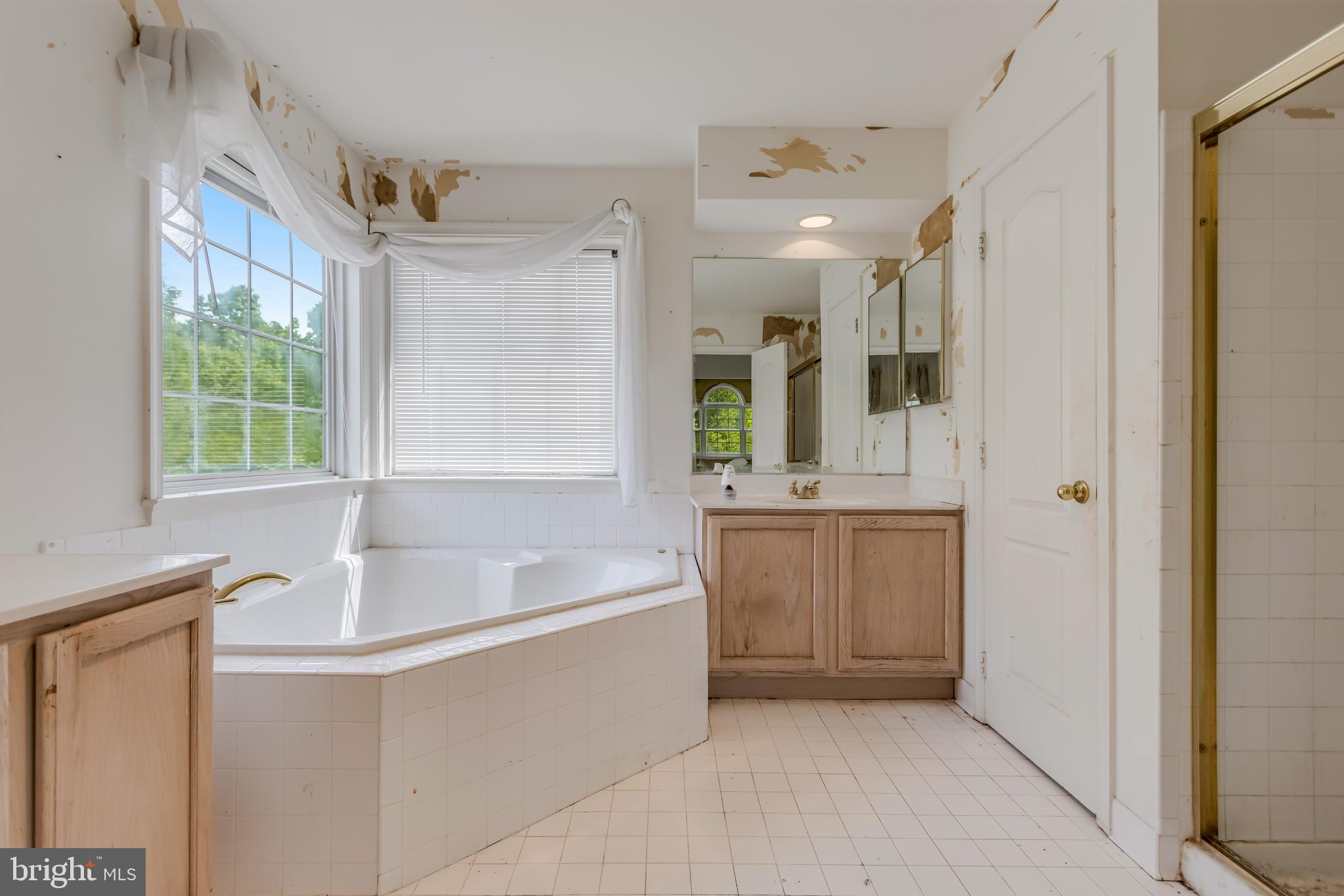 SIERRA MEADOWS - Residential