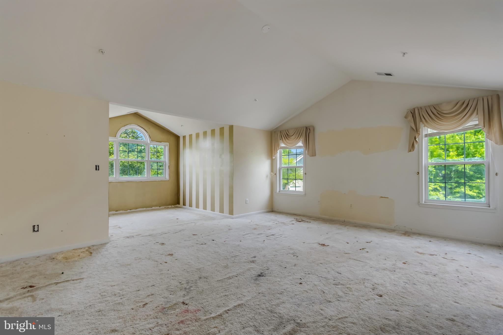 SIERRA MEADOWS - Residential