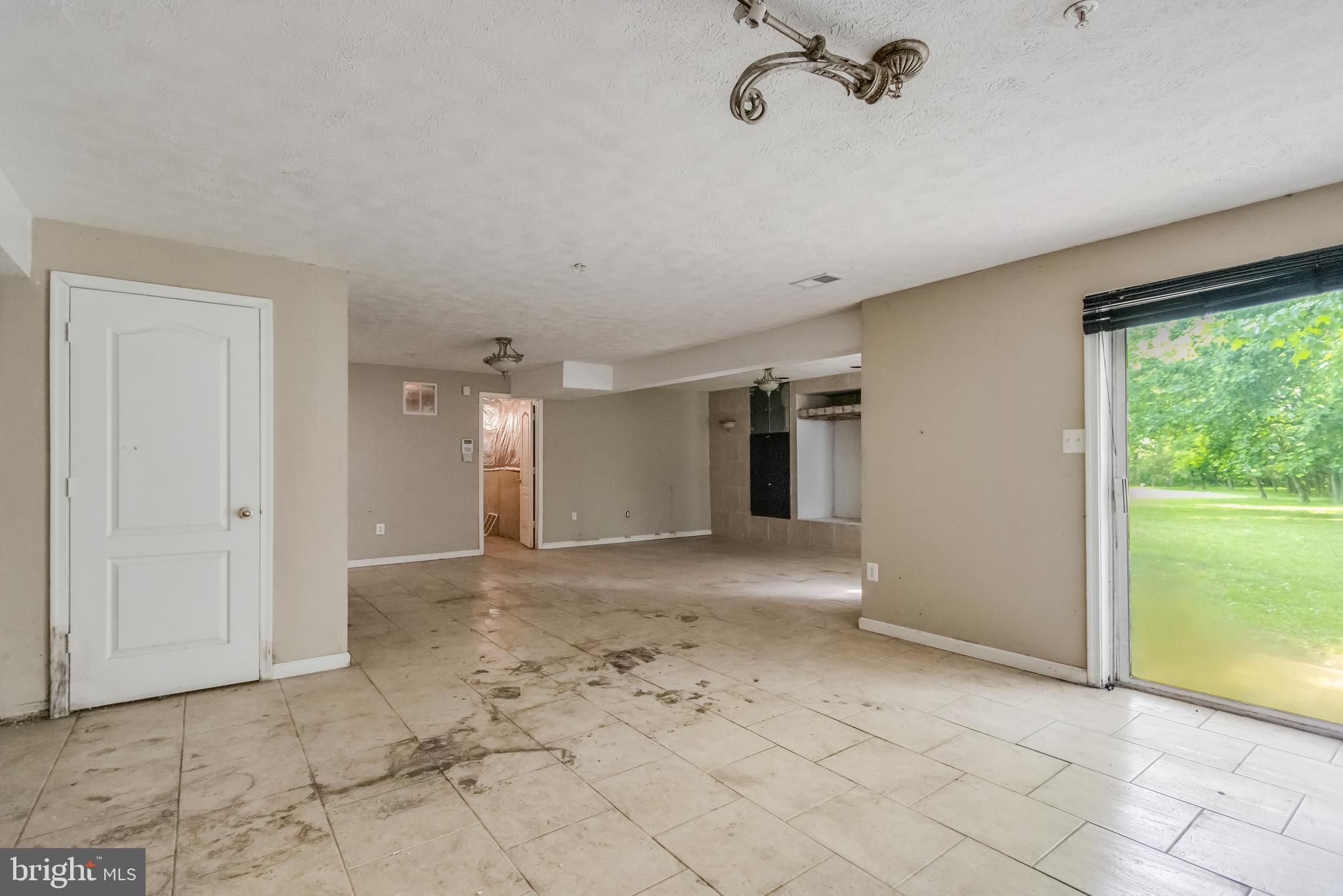 SIERRA MEADOWS - Residential