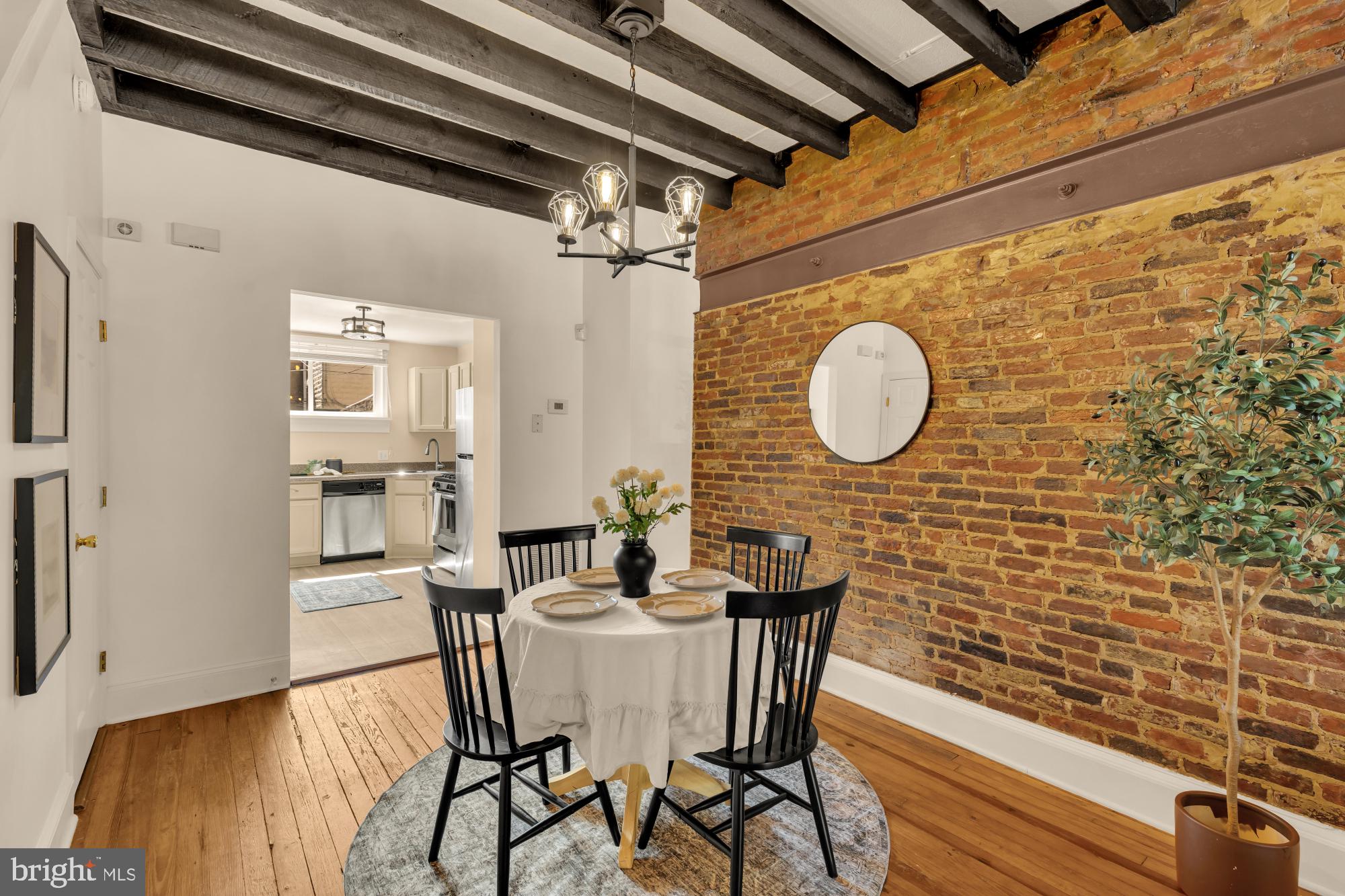 34 N LINWOOD AVENUE