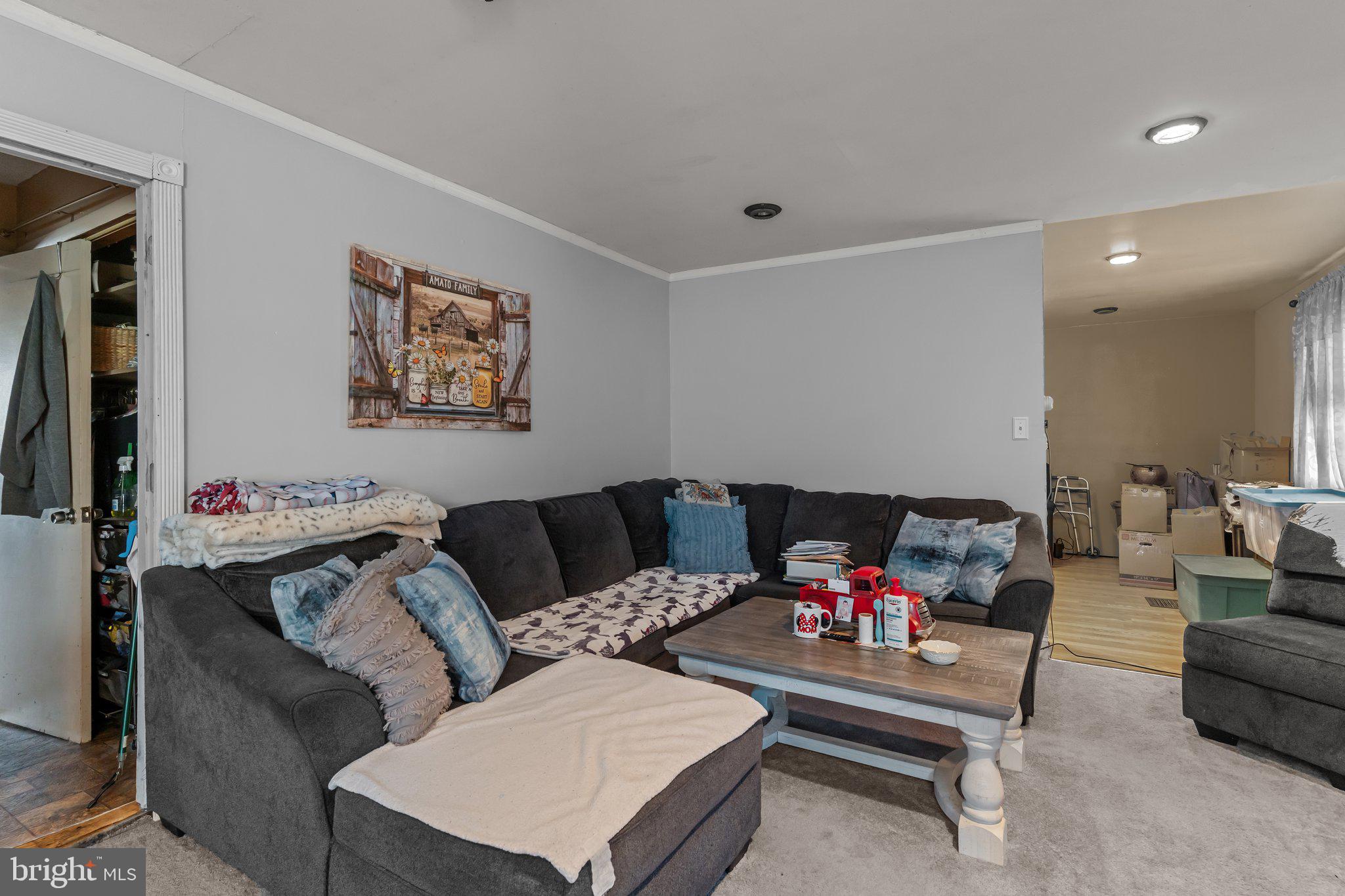 670 LINCOLN HIGHWAY