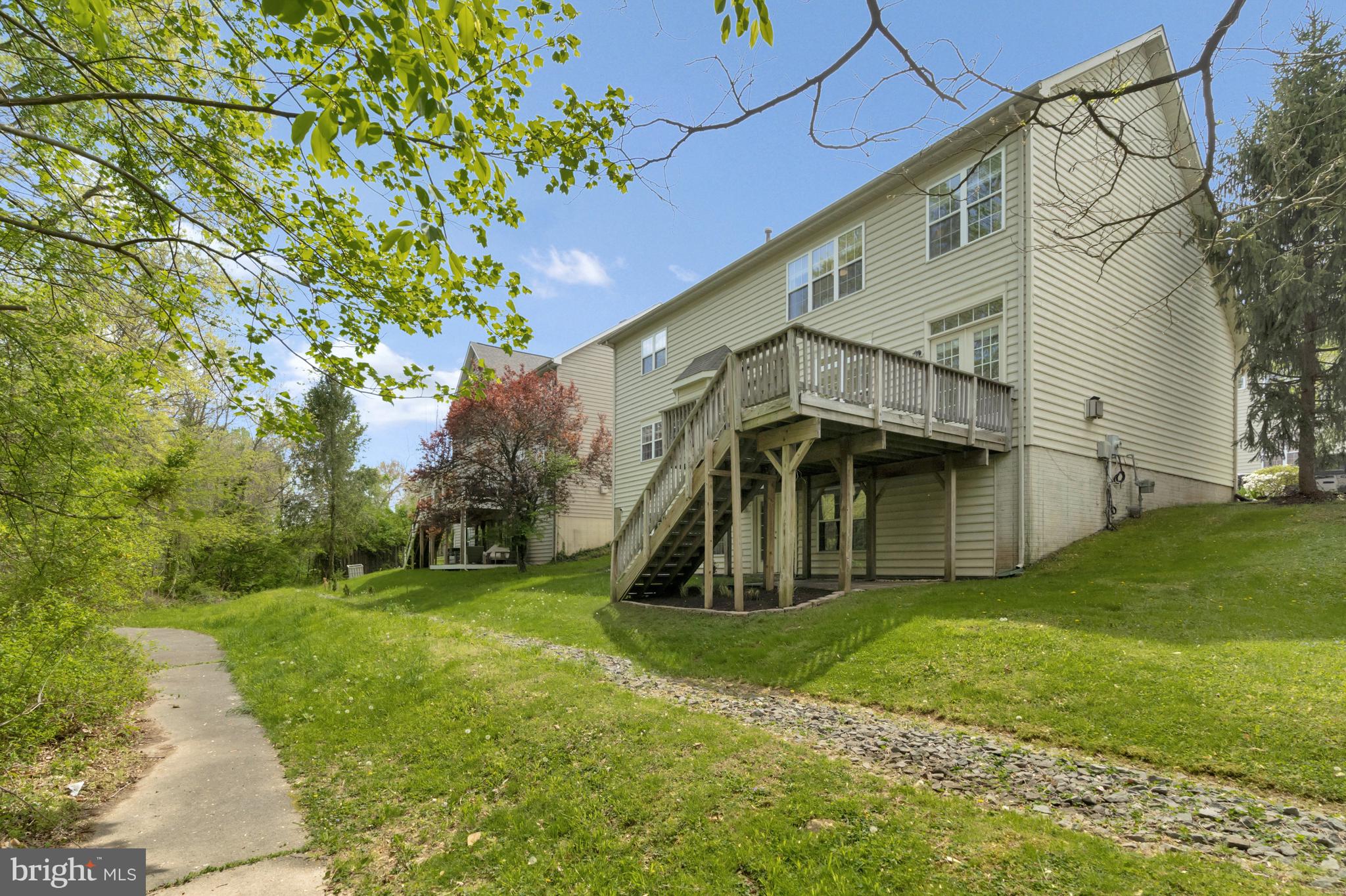 STANTON PARK OVERLOOK - Residential