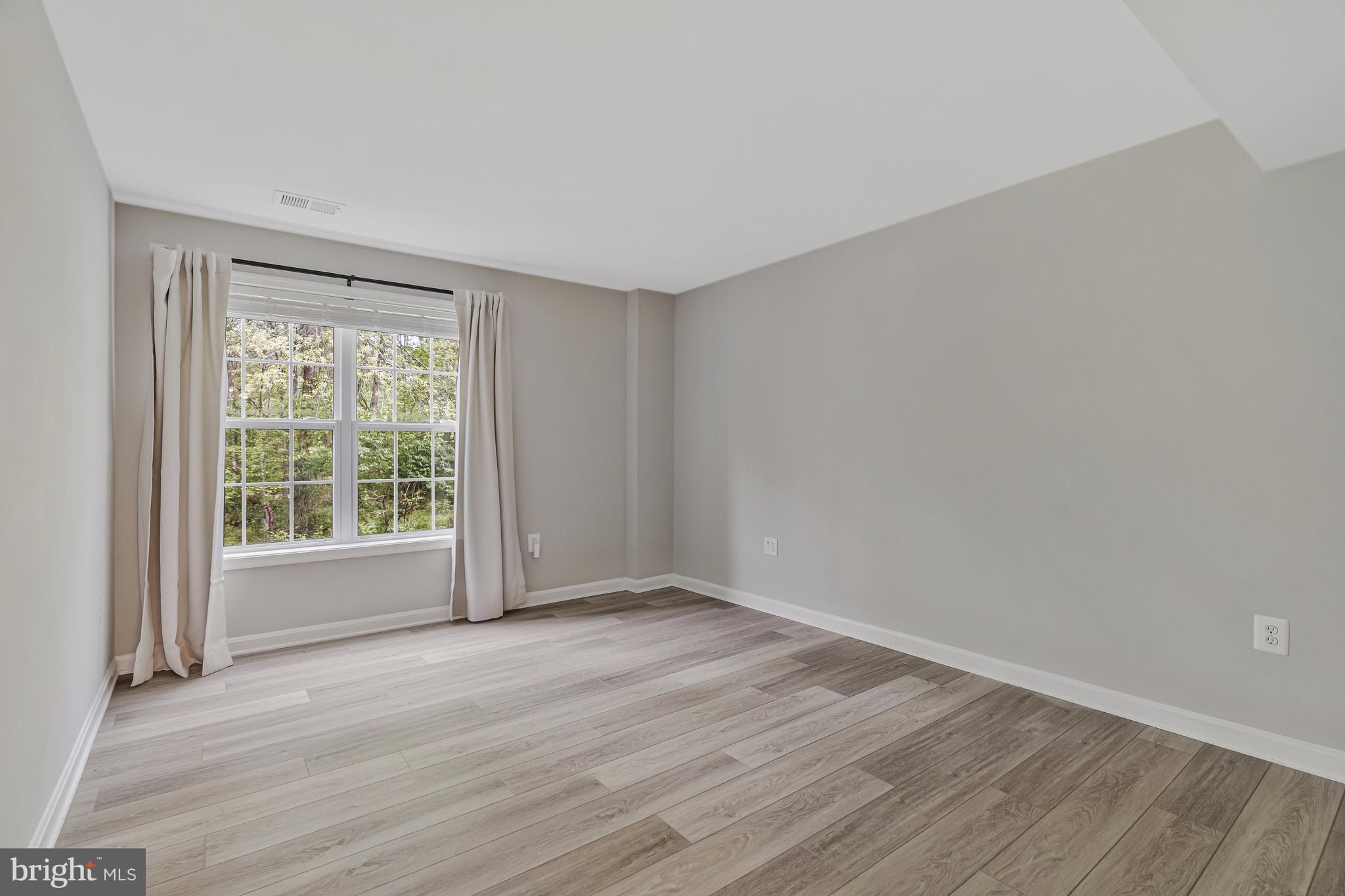 STANTON PARK OVERLOOK - Residential