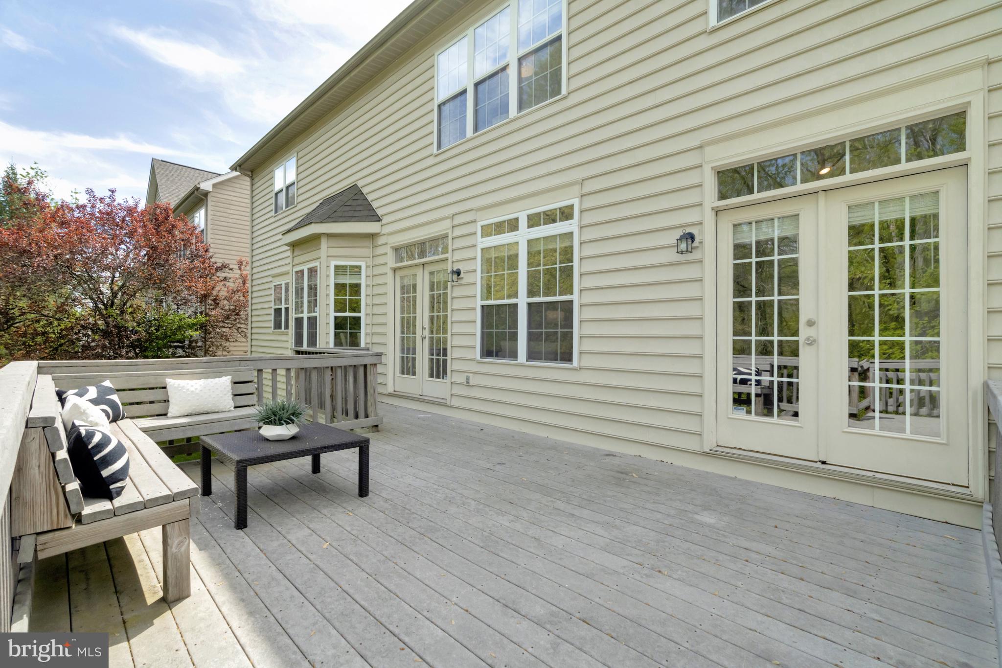STANTON PARK OVERLOOK - Residential