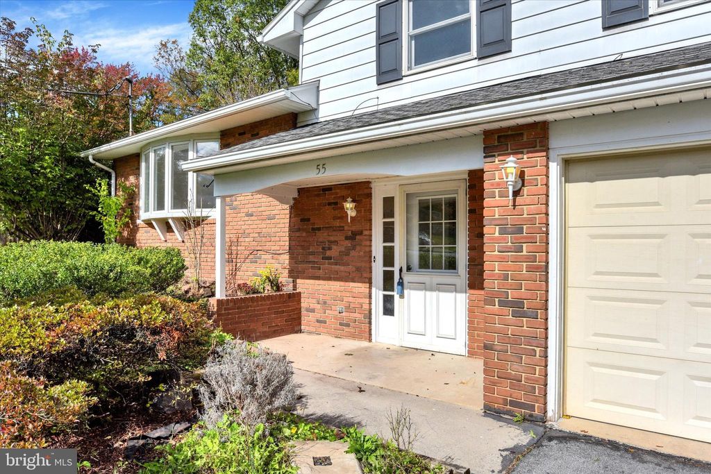 Photo of 55 Ridgeview Road, HUMMELSTOWN, PA 17036 (MLS # PADA2050954)