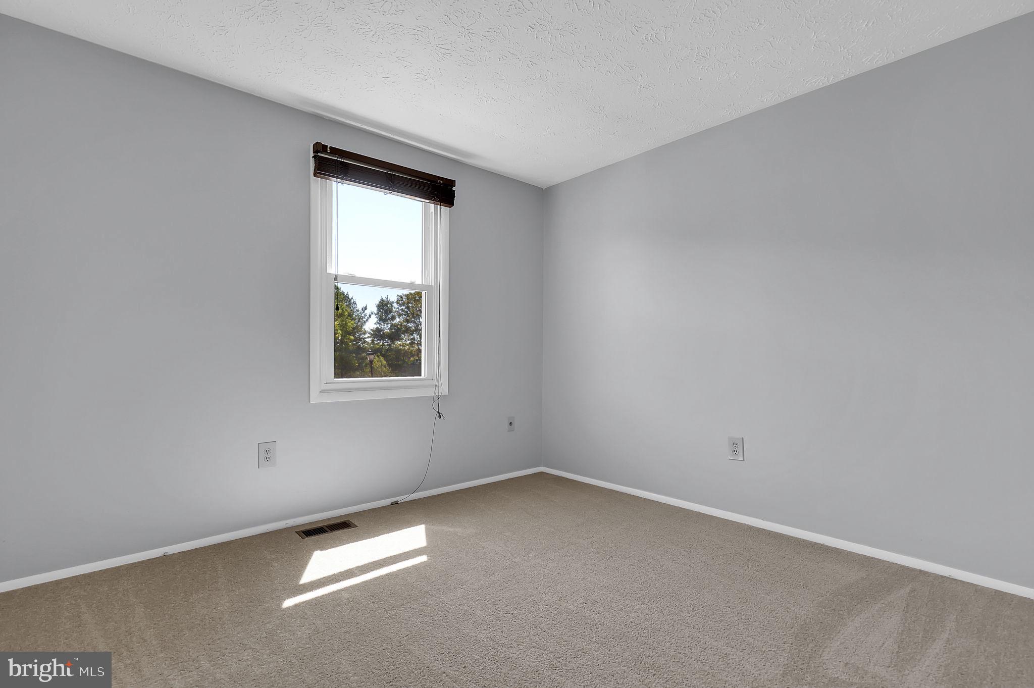 AMBER MEADOWS - Residential