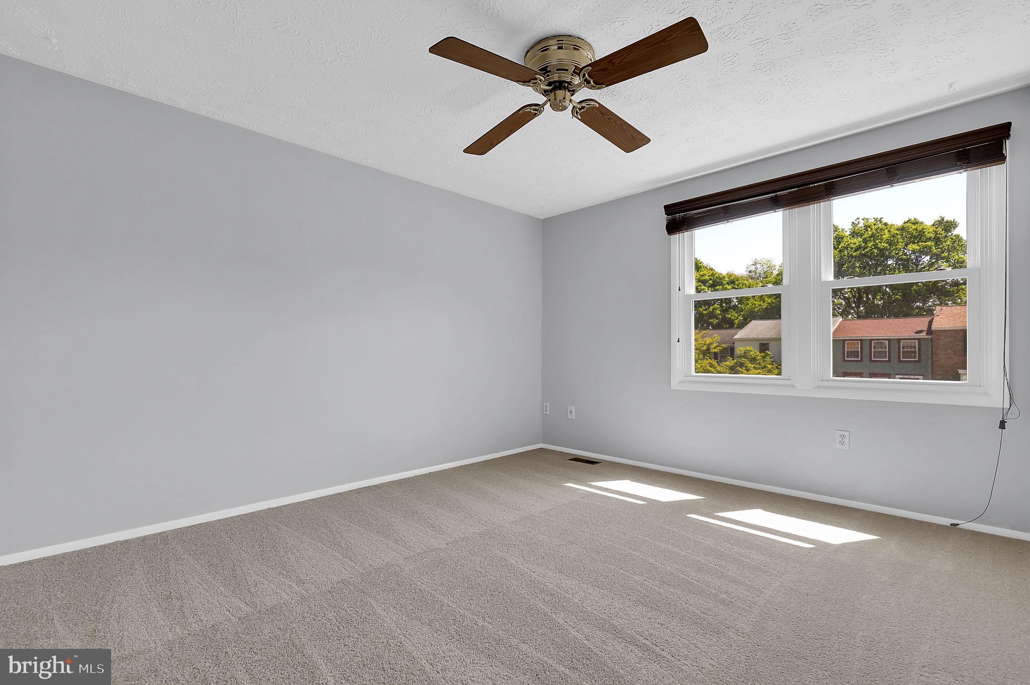 AMBER MEADOWS - Residential