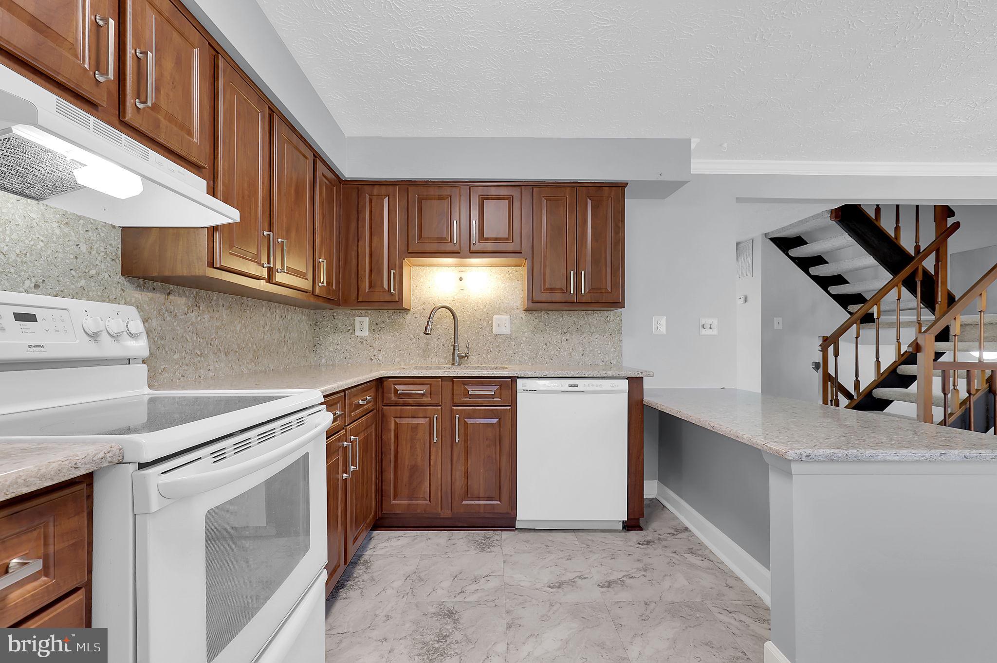 AMBER MEADOWS - Residential