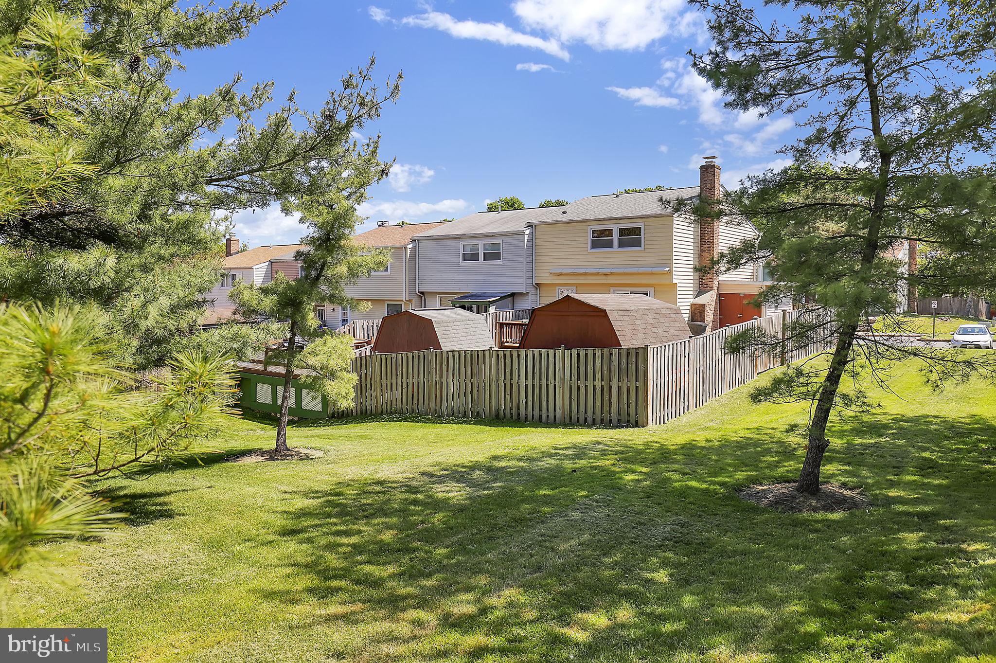 AMBER MEADOWS - Residential