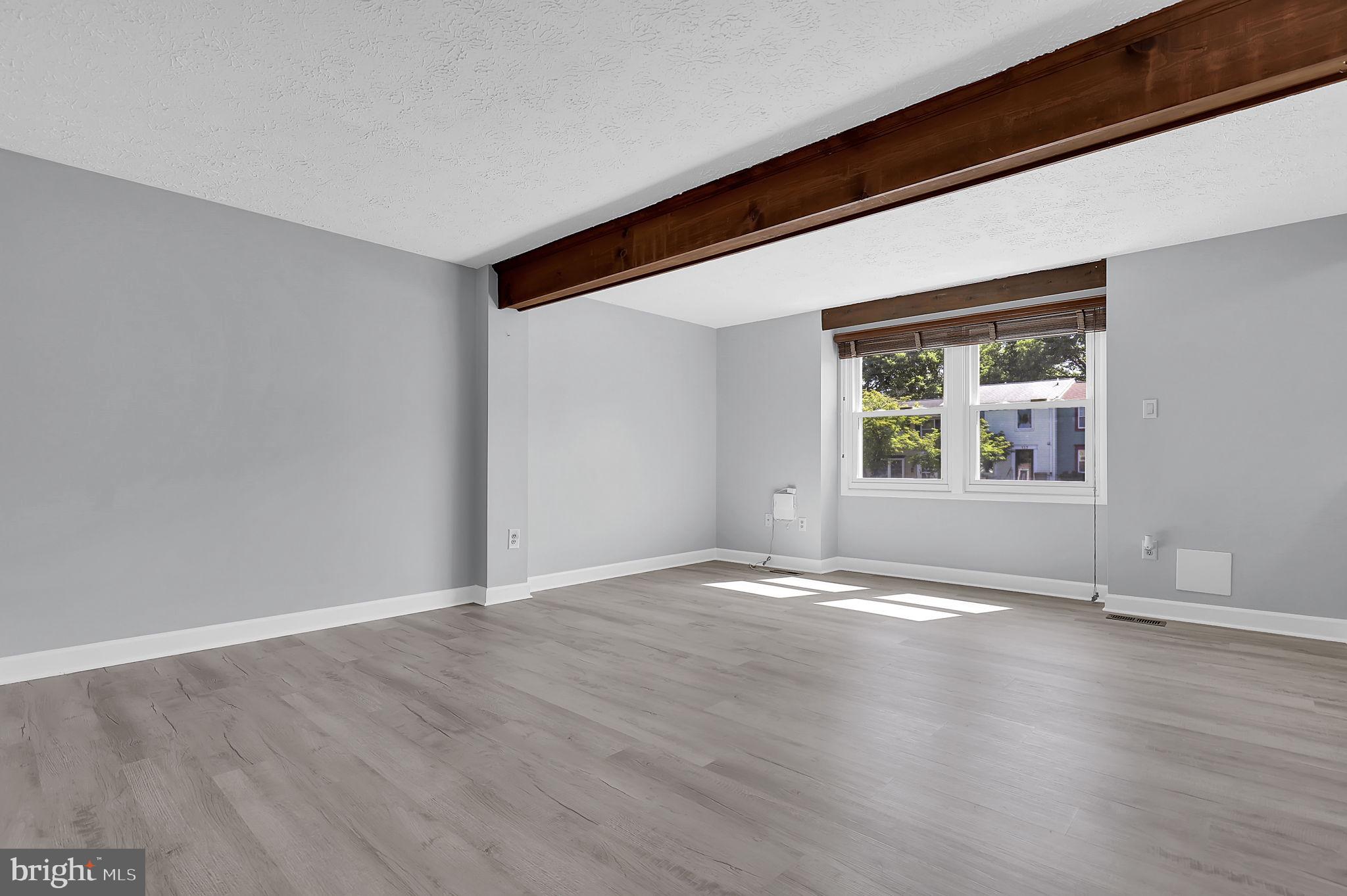 AMBER MEADOWS - Residential